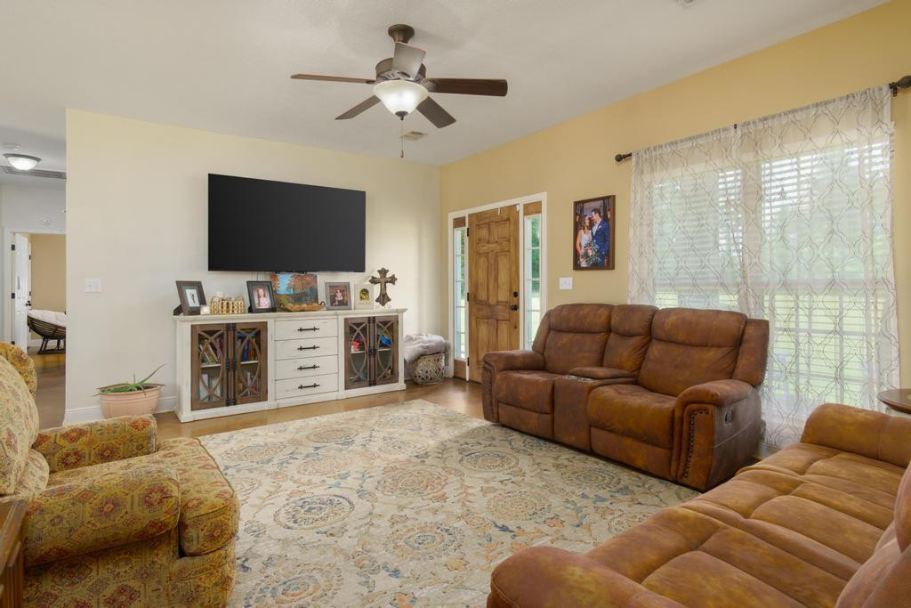 3603 Highway 583 Se Property Photo 3