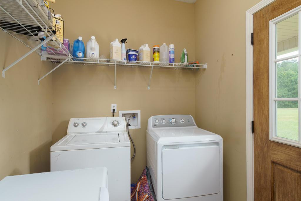 3603 Highway 583 Se Property Photo 16