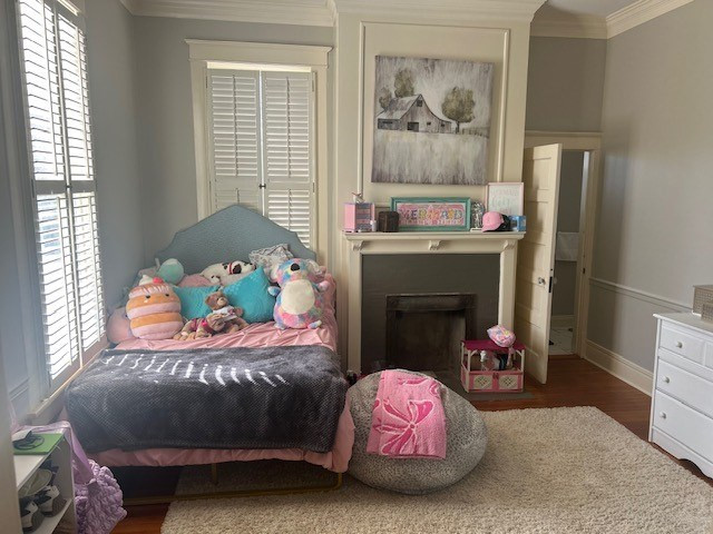 228 W Chippewa Street Property Photo 5