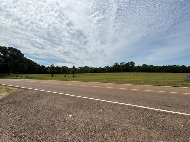 3092 Airport Fernwood Road Property Photo 7