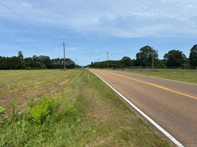 3092 Airport Fernwood Road Property Photo 8