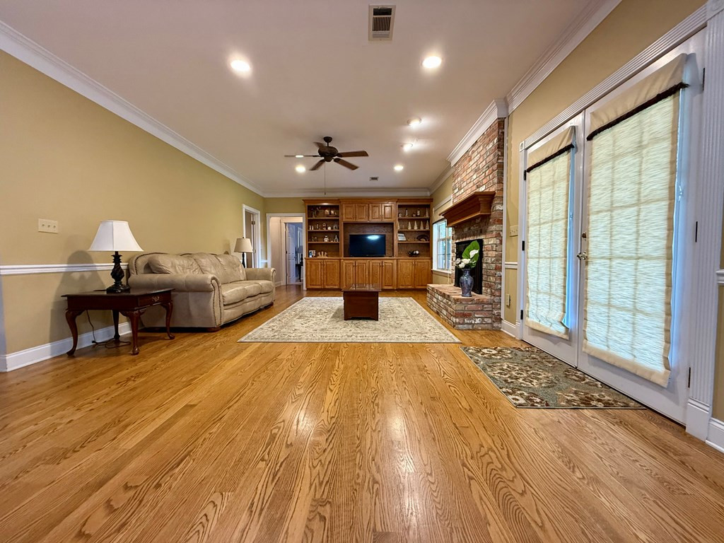 3100 Wallace Drive Property Photo 13