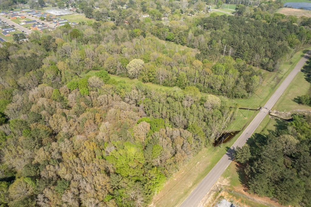 144 Don Curt Boulevard Property Photo 12