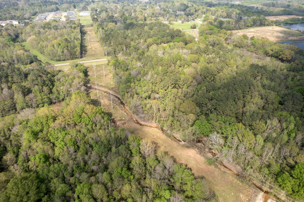 144 Don Curt Boulevard Property Photo 25