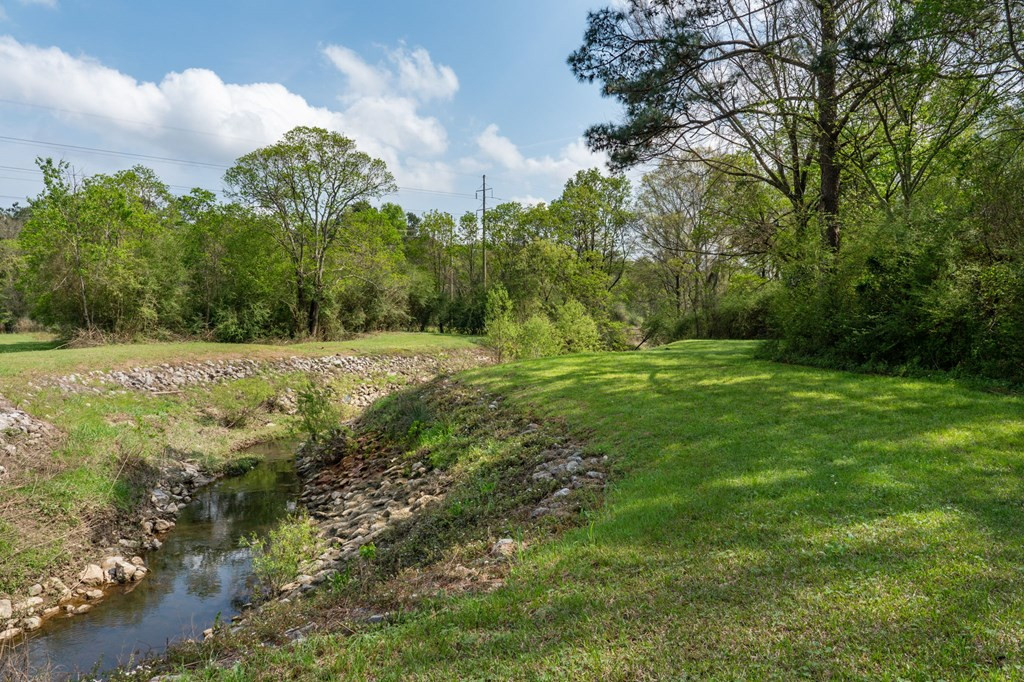 144 Don Curt Boulevard Property Photo 41