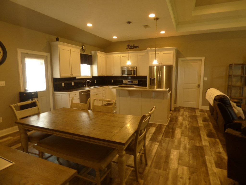 1131 Quail Ridge Drive Property Photo 6