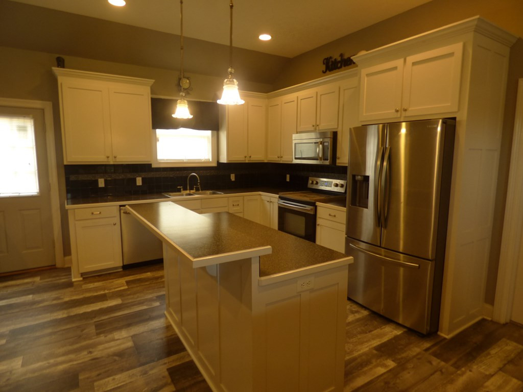 1131 Quail Ridge Drive Property Photo 7