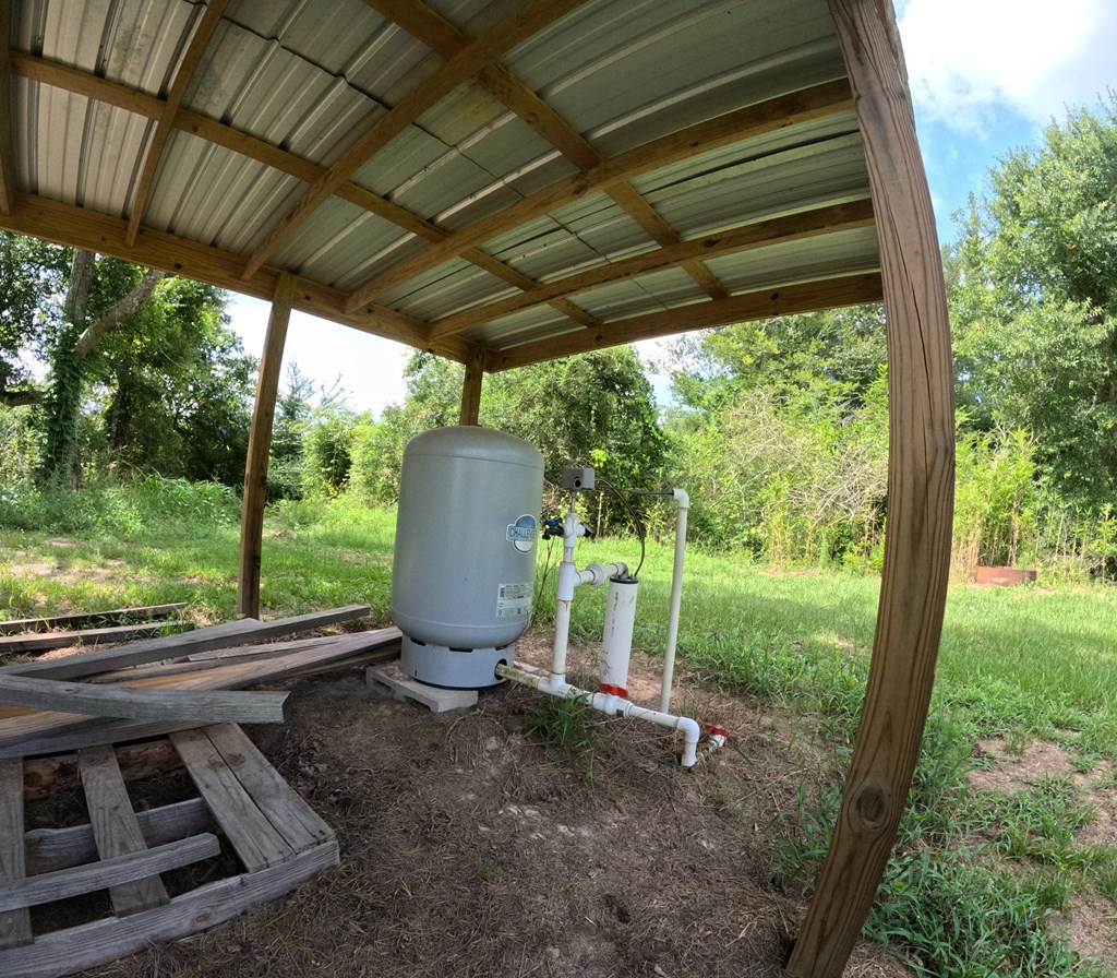 1608 Highway 586 Property Photo 47