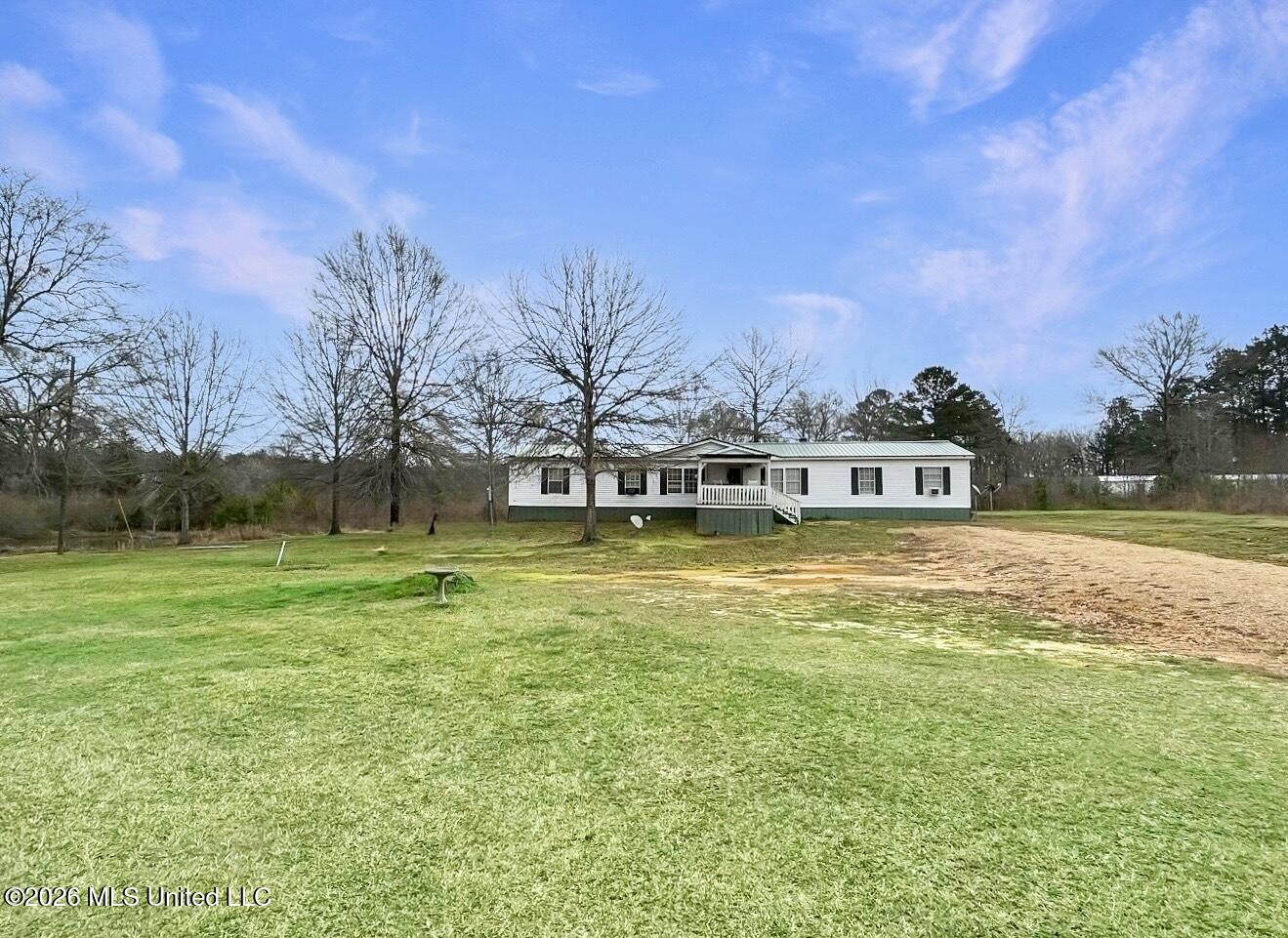 1020 Perry Lane Property Photo 1