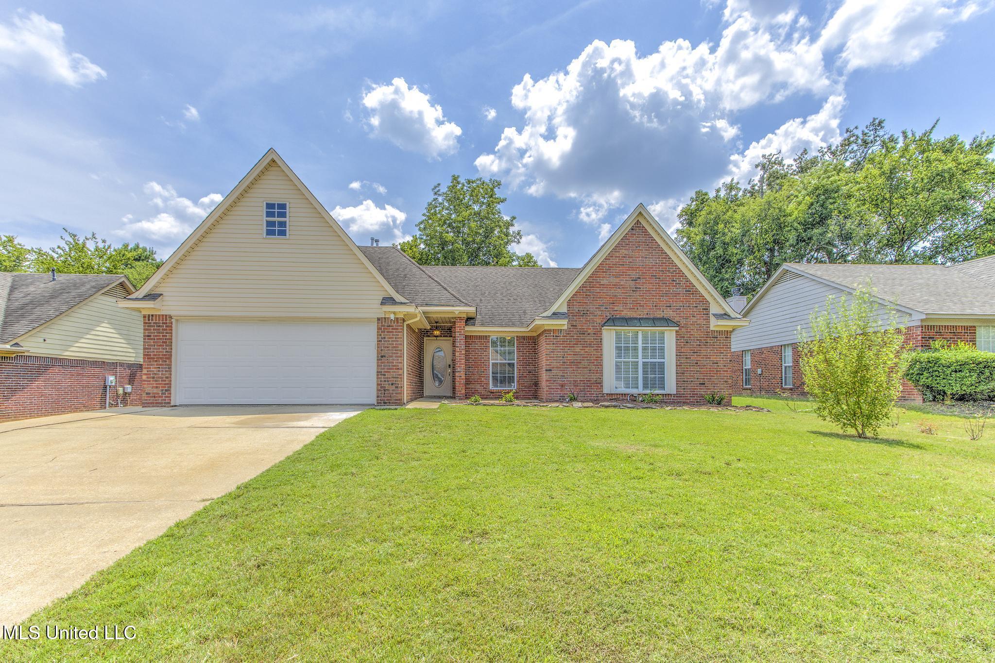 1667 Saddle Ln Lane Property Photo 1