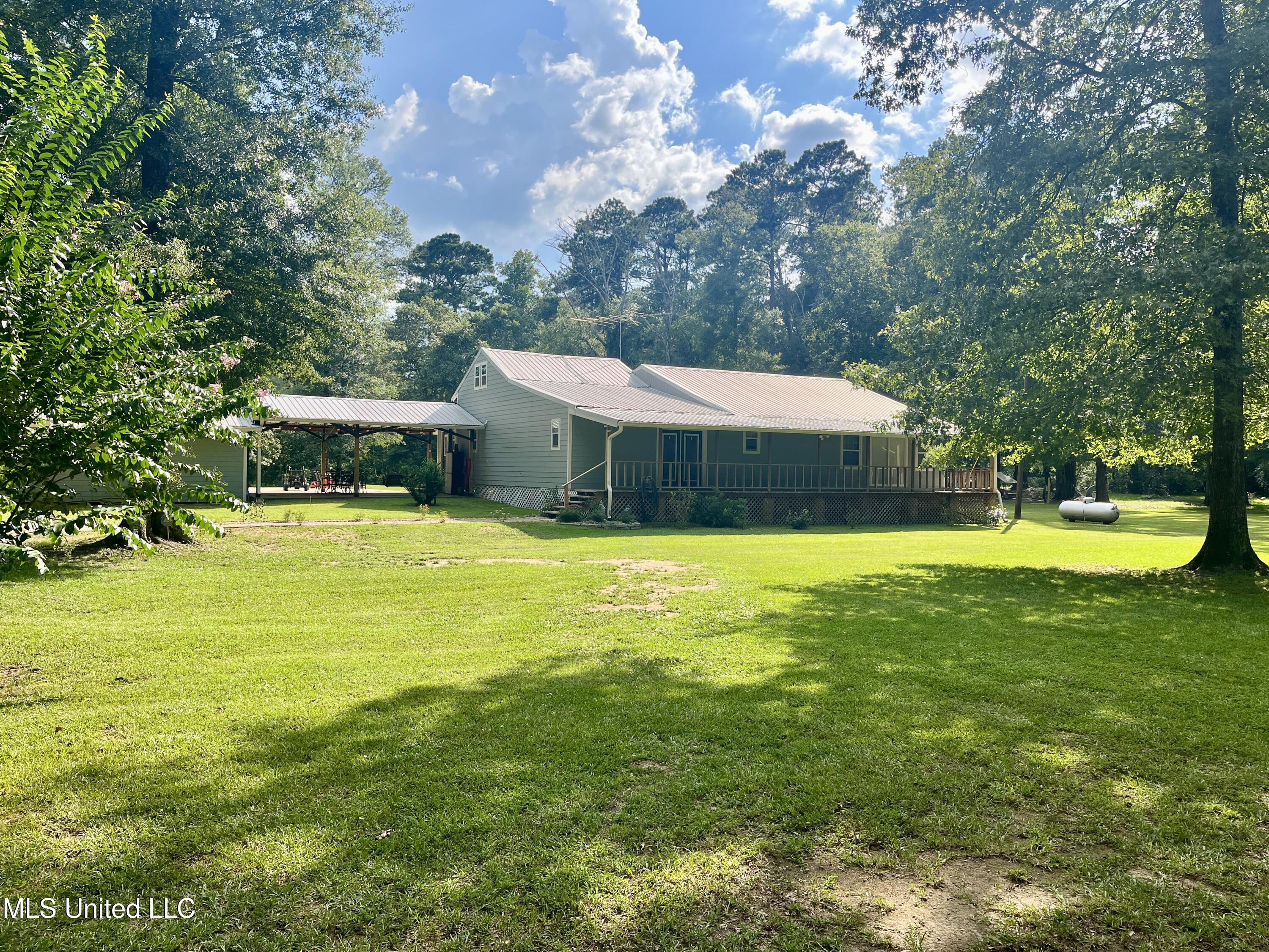 4178 Hwy 44 E Property Photo 1