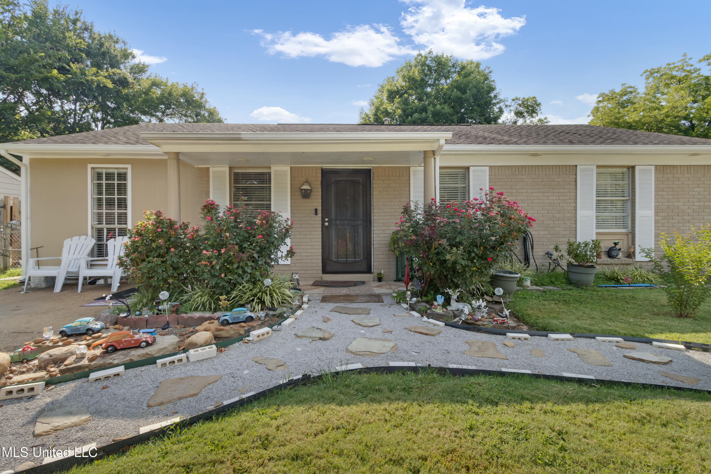 2848 Normandy Drive Property Photo 1