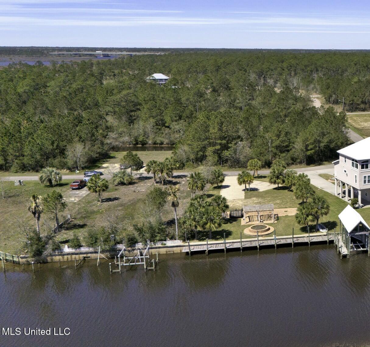 1322 Poki Place Property Photo 9