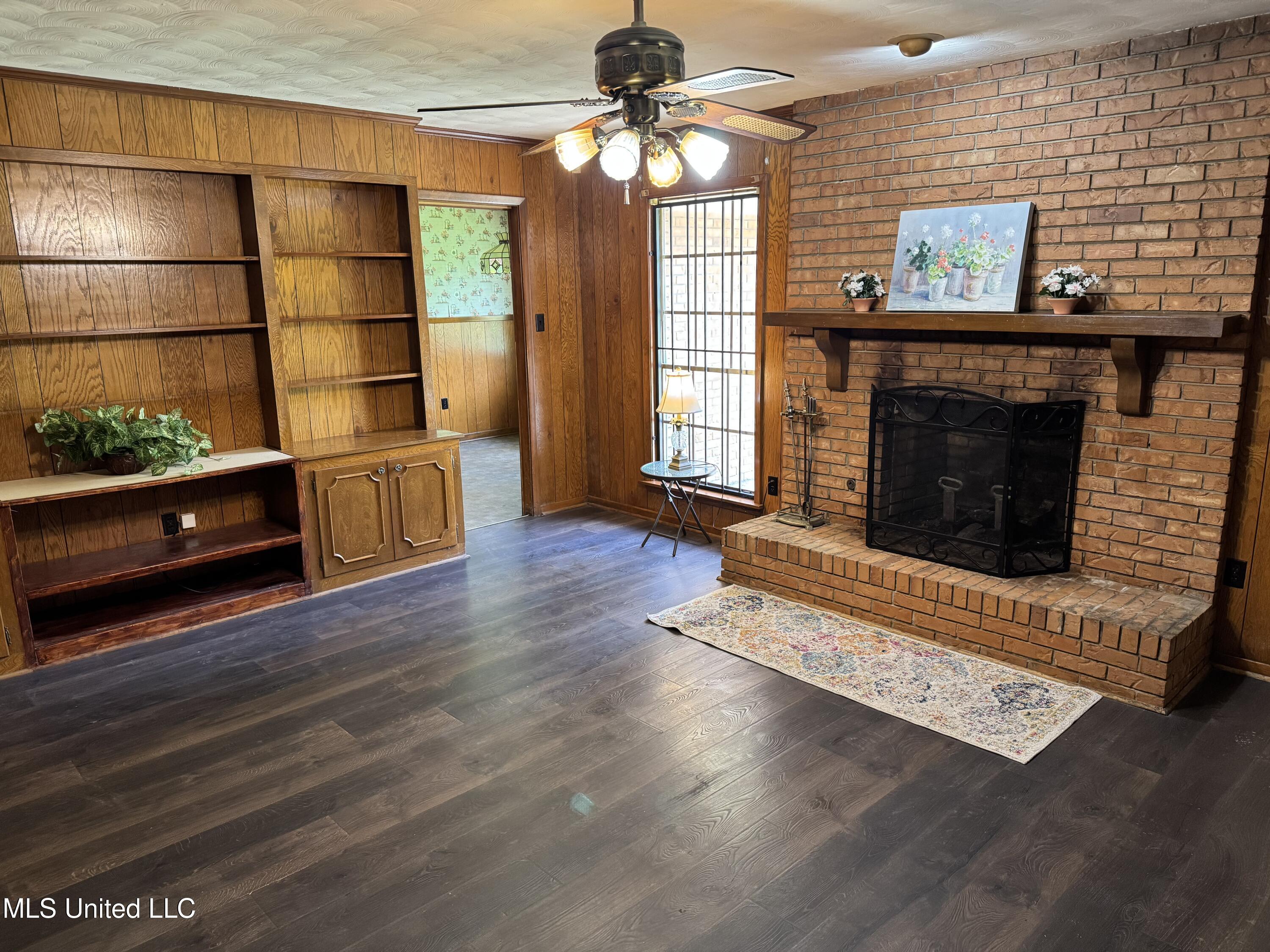 6202 Whitestone Road Property Photo 11