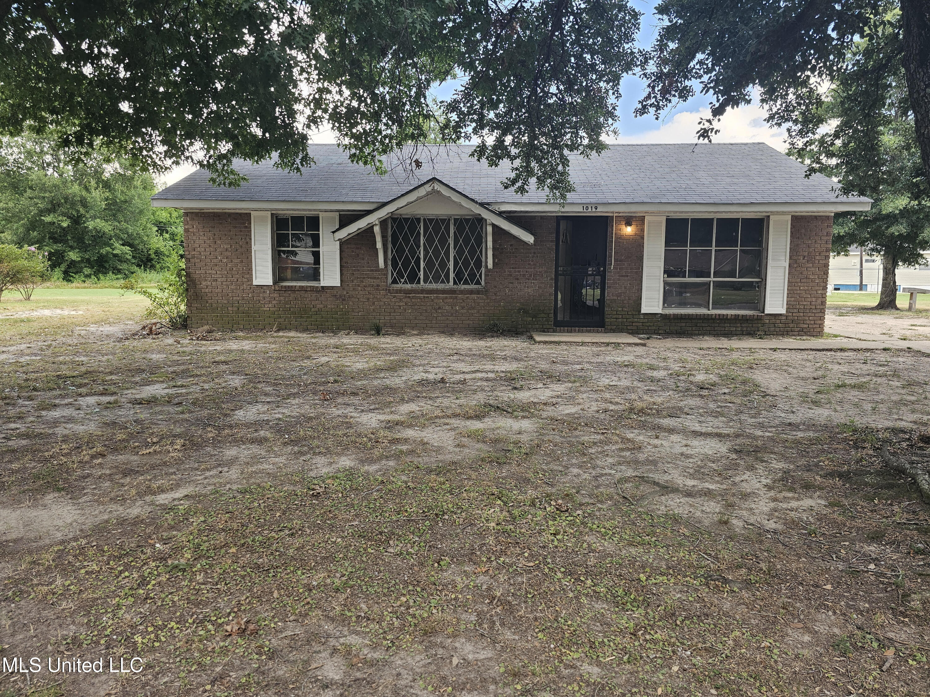1019 Newsome Avenue Avenue Property Photo 1