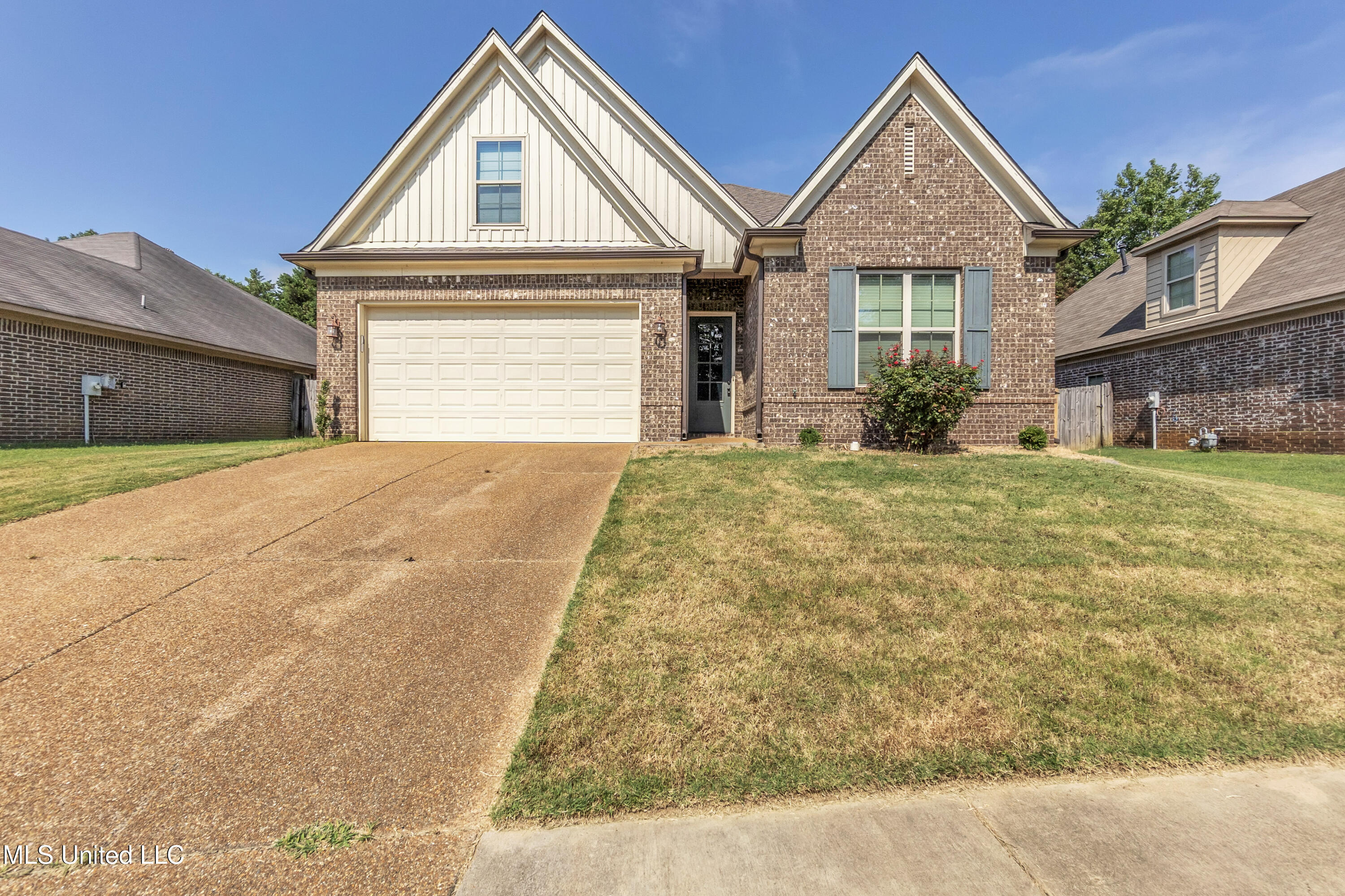 4073 Colton Drive Property Photo 1
