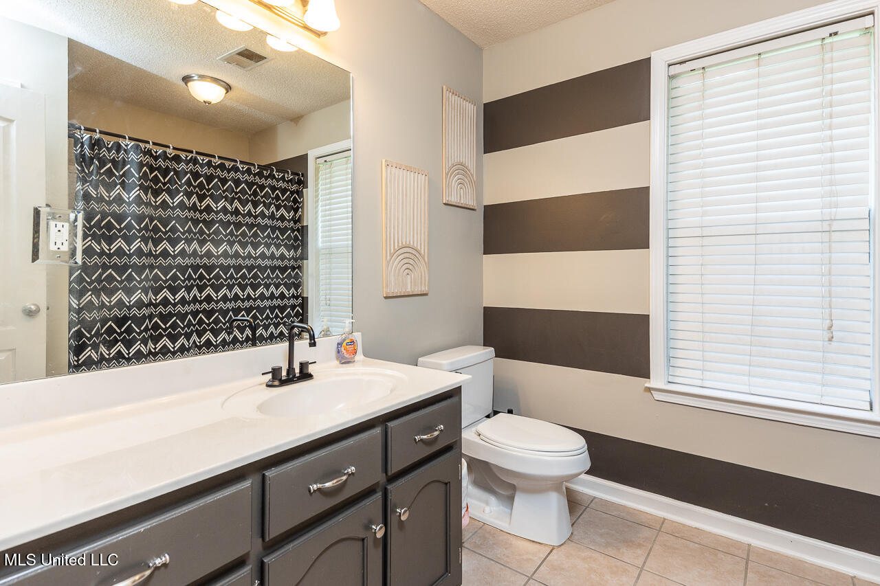 7846 Holly Ridge Drive Property Photo 17