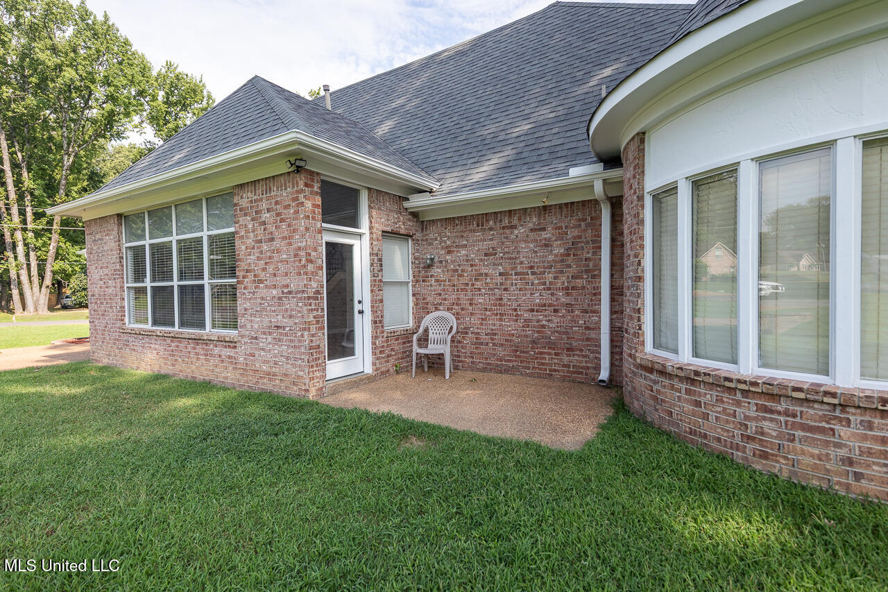 7846 Holly Ridge Drive Property Photo 20