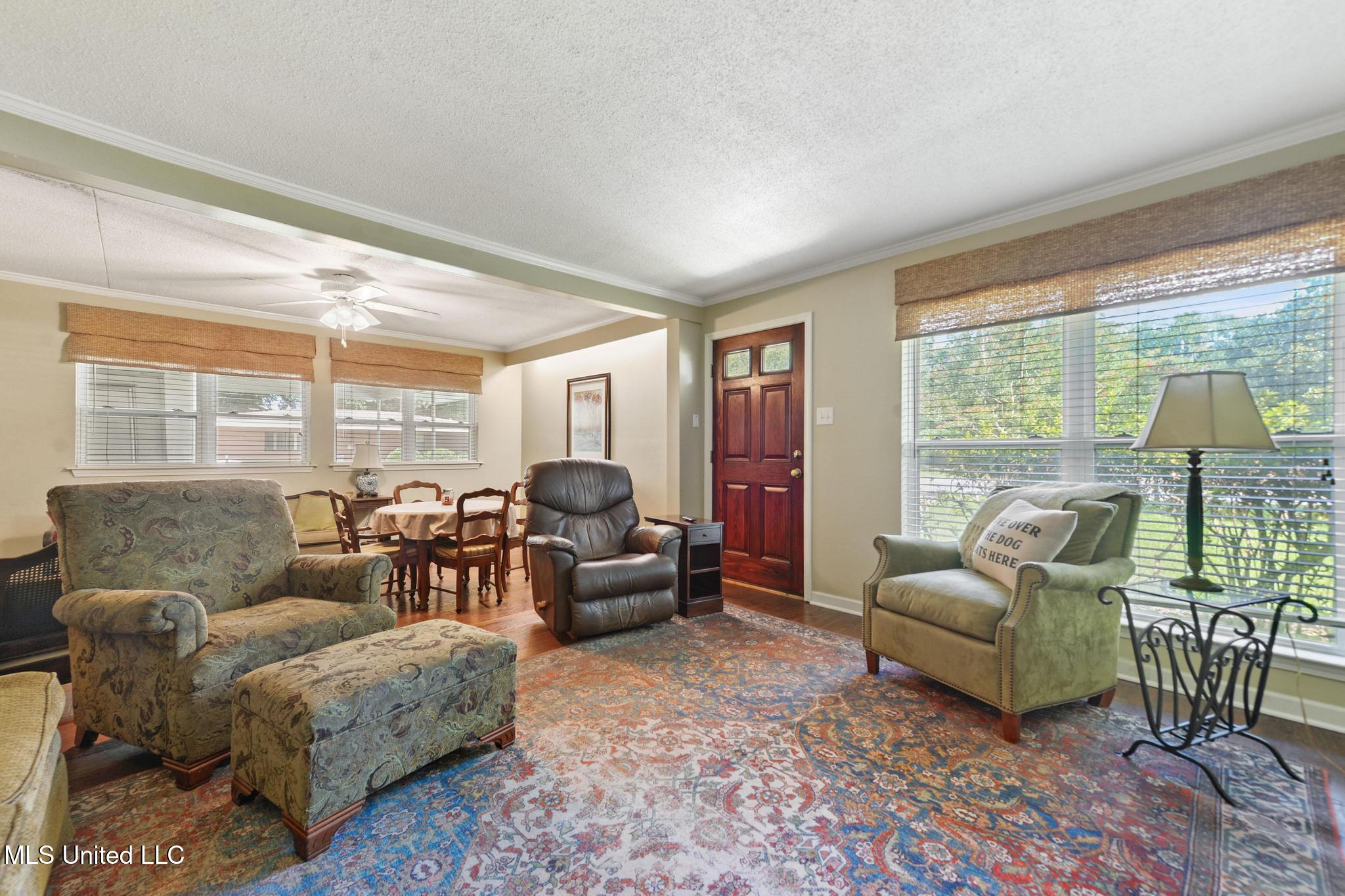 1912 Woodmont Street Property Photo 3