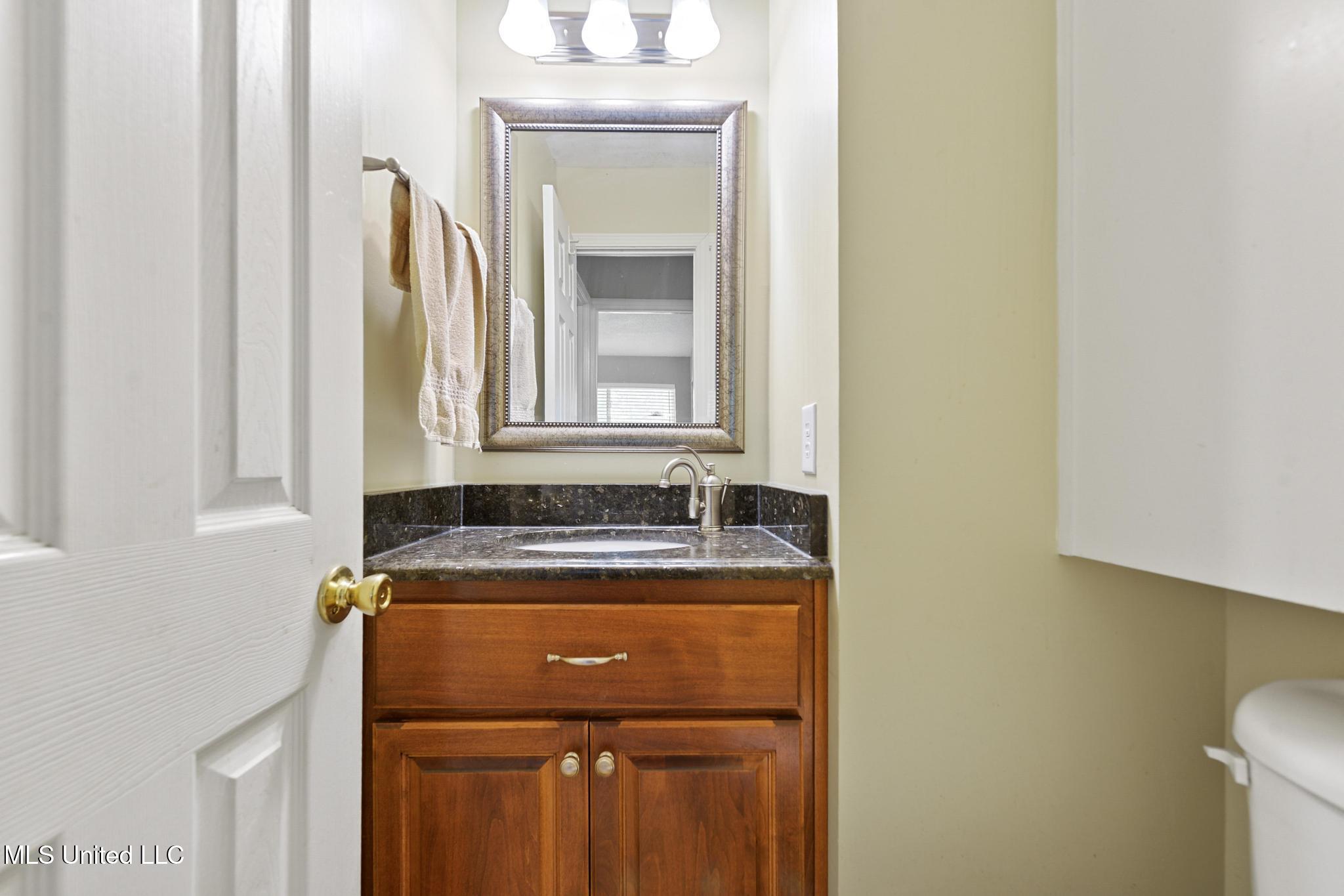 1912 Woodmont Street Property Photo 13