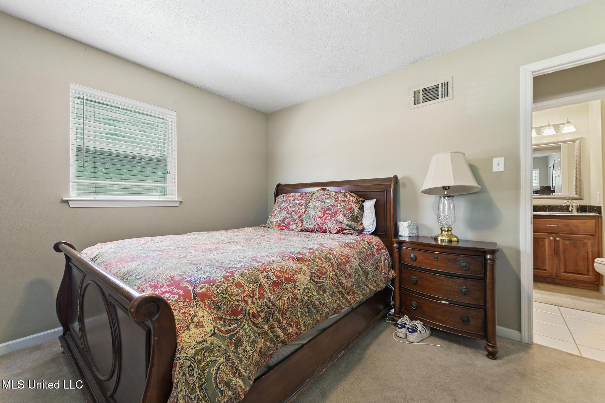 1912 Woodmont Street Property Photo 14