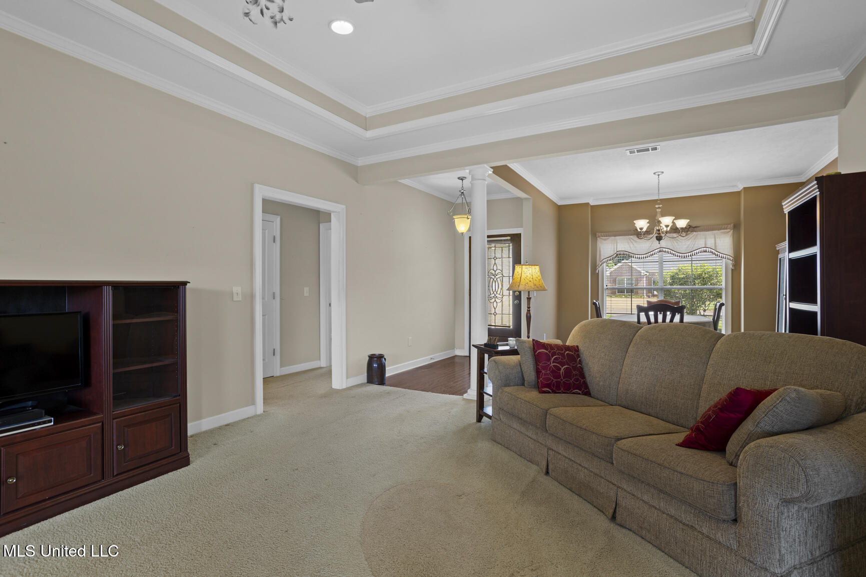 113 Susan Lane Property Photo 8