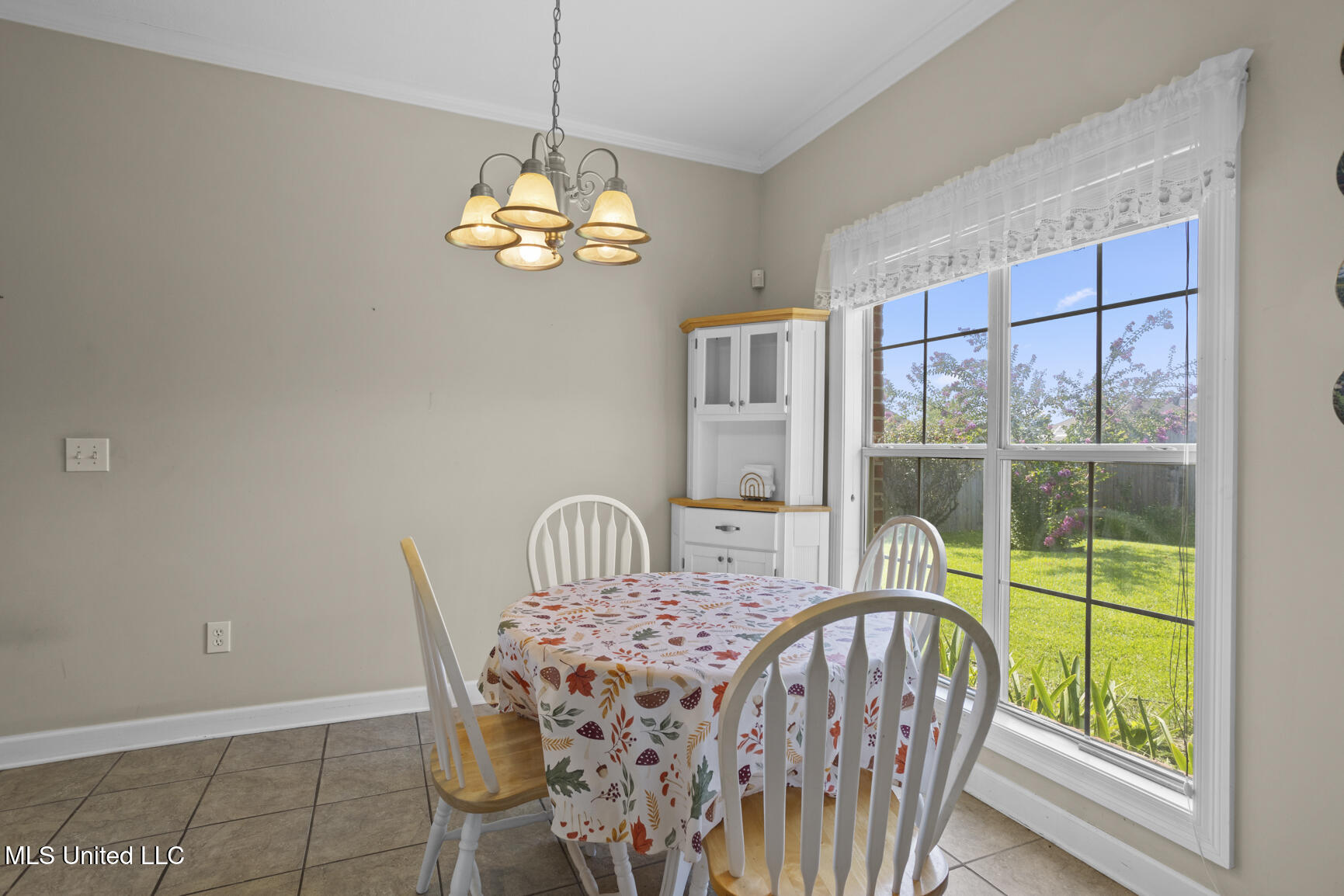 113 Susan Lane Property Photo 9