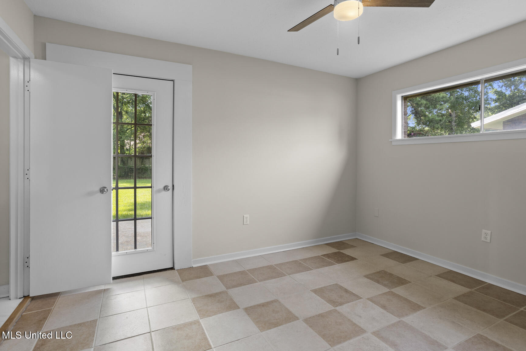 3537 Patterson Drive Property Photo 15