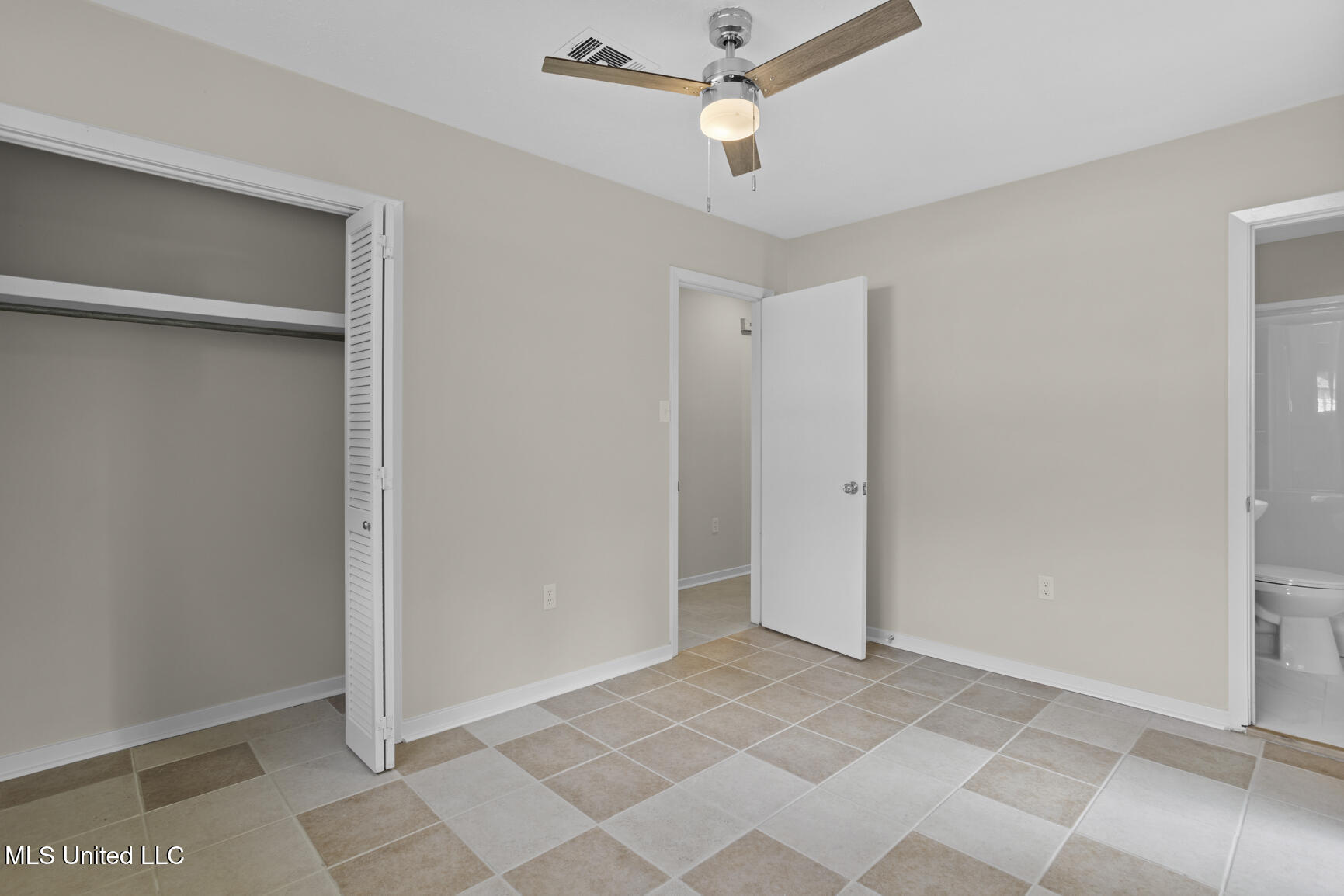 3537 Patterson Drive Property Photo 16