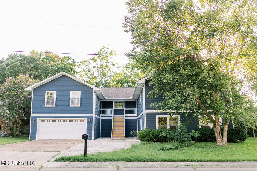 69 Bayou Circle Property Photo 1