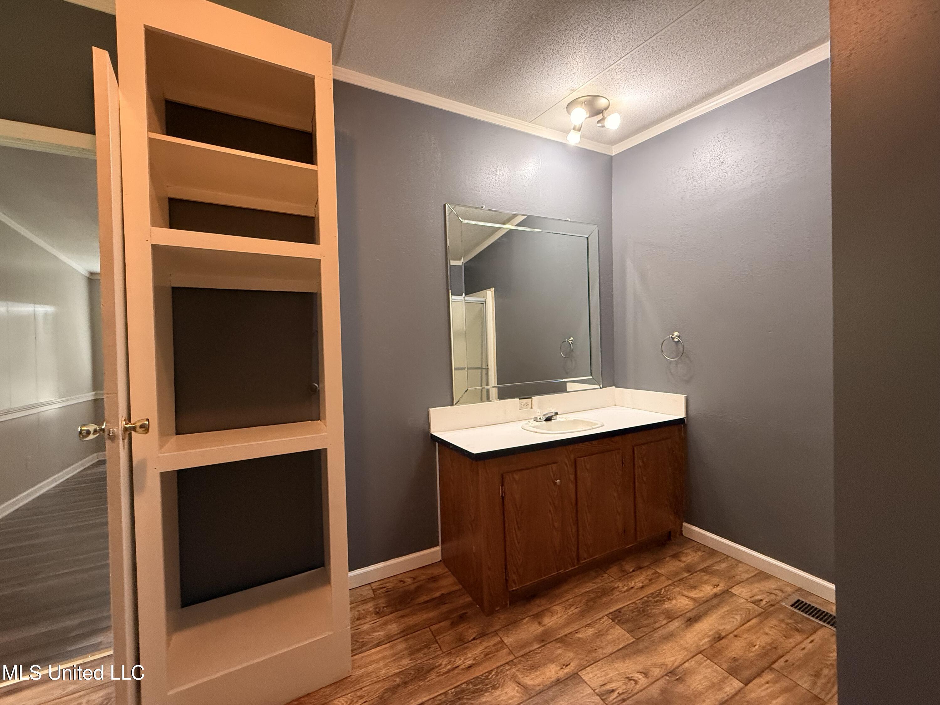 315 Boteler Road Property Photo 5