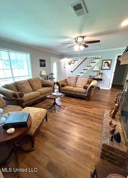 1603 Highway 568 Property Photo 6
