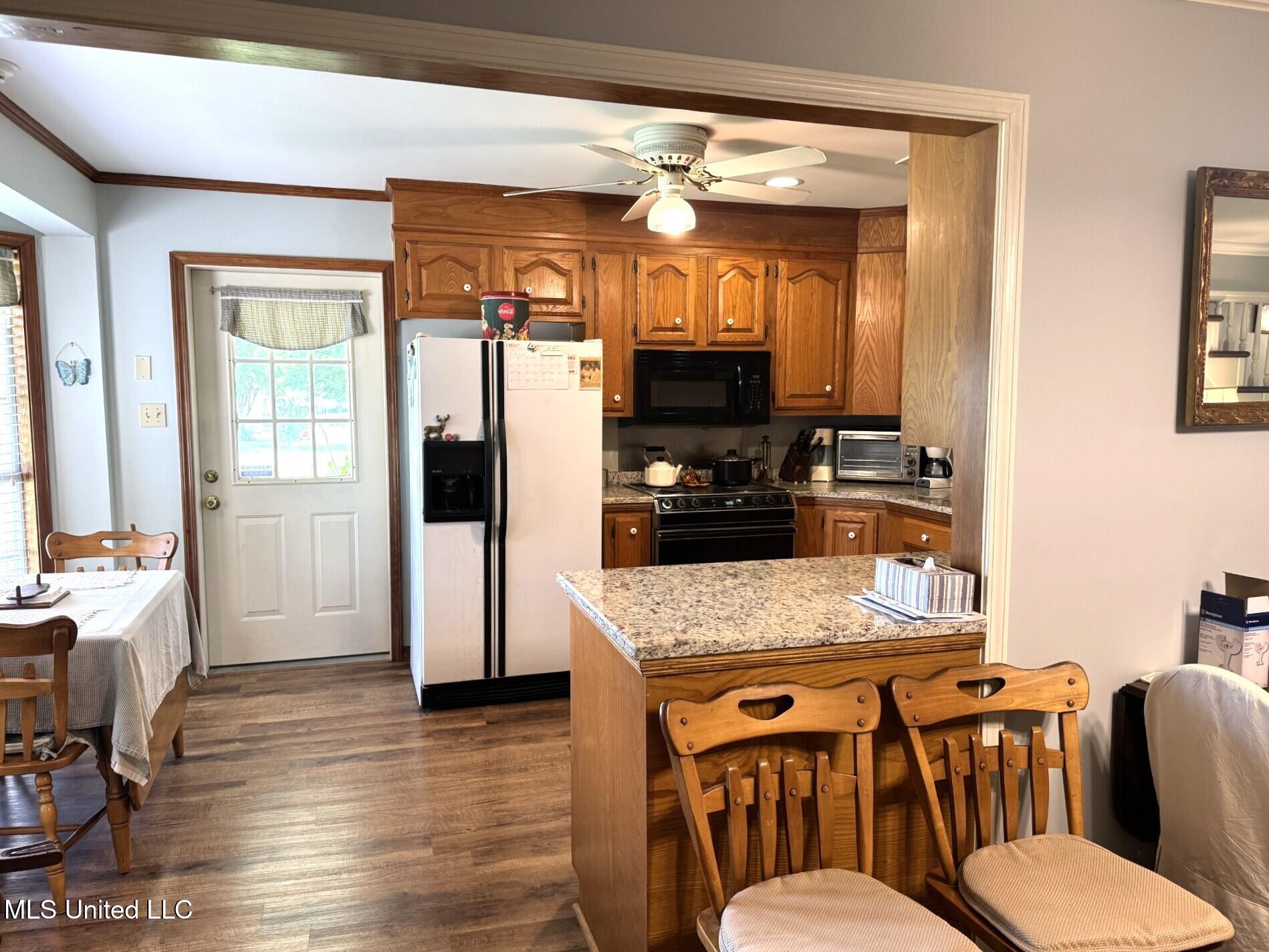 1603 Highway 568 Property Photo 16