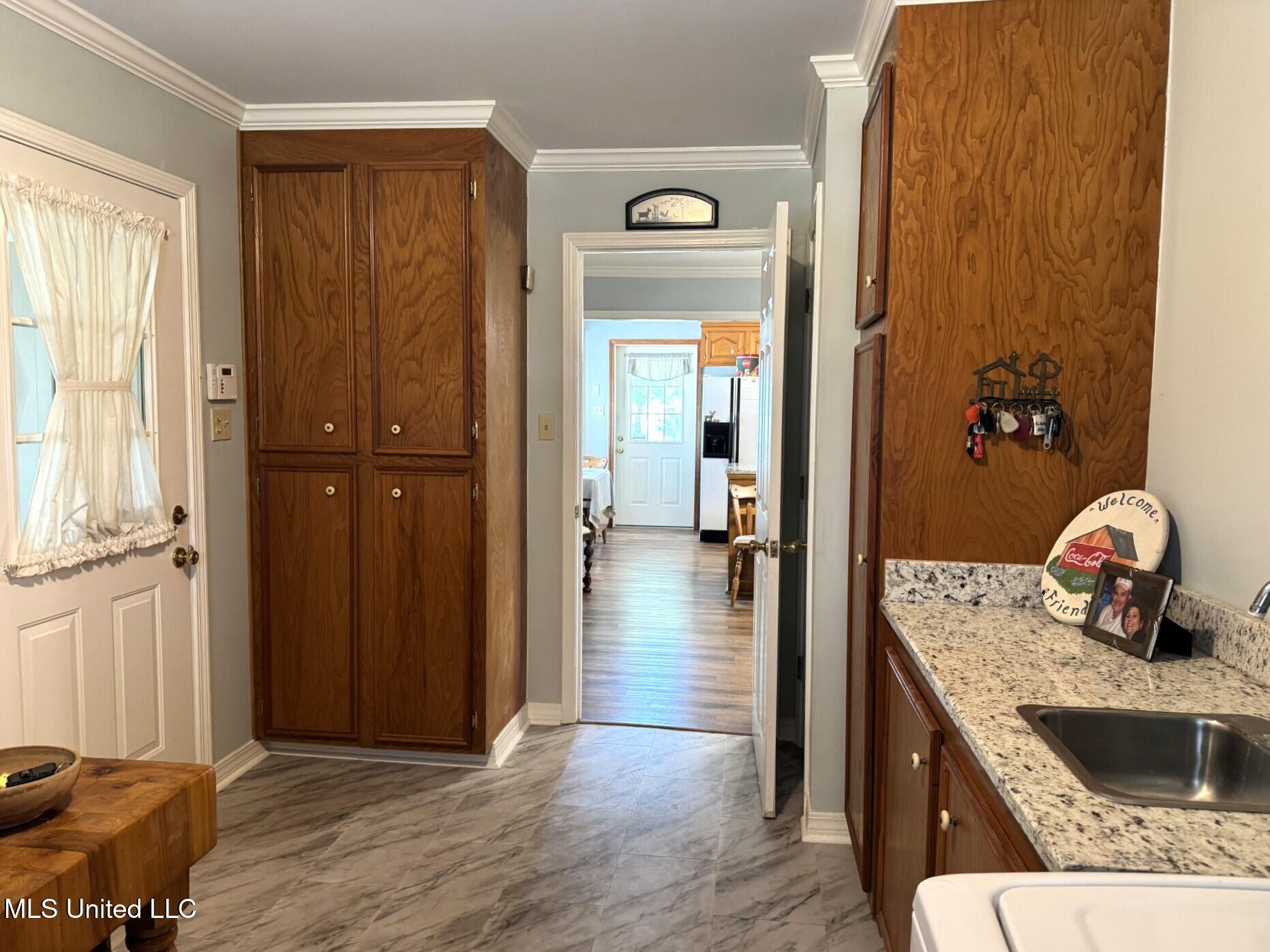 1603 Highway 568 Property Photo 22