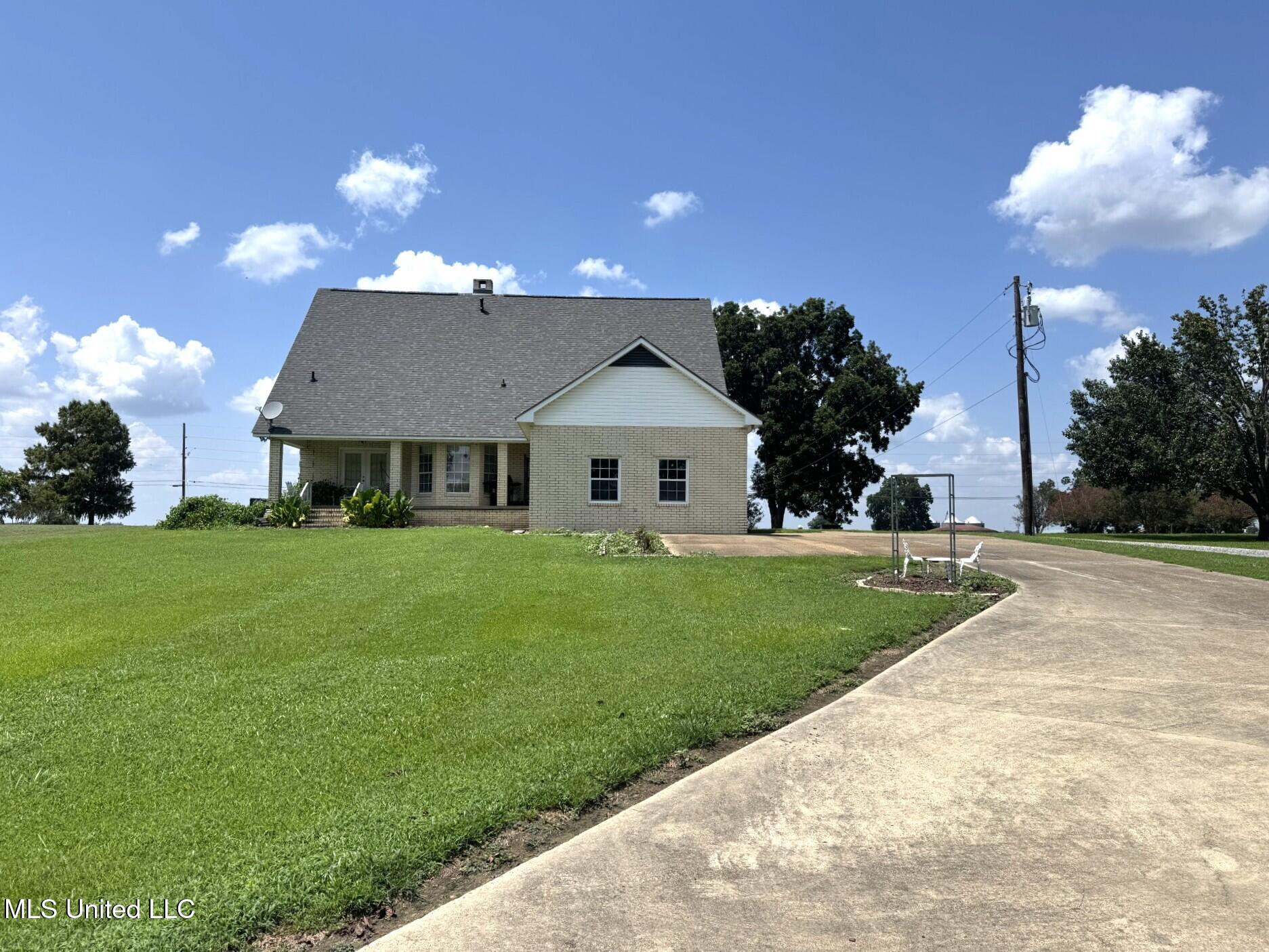 1603 Highway 568 Property Photo 54