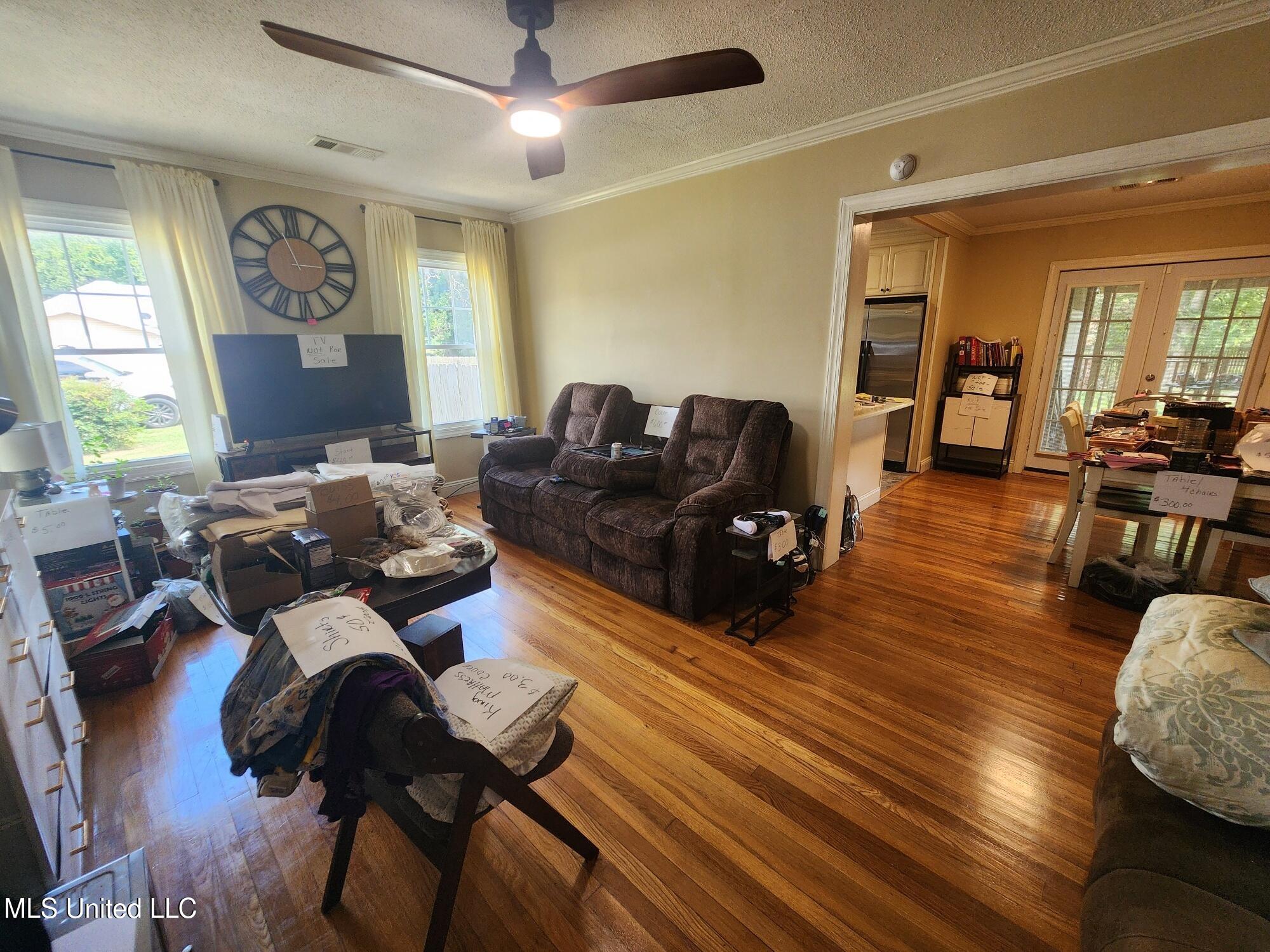 301 Hopson Street Property Photo 4