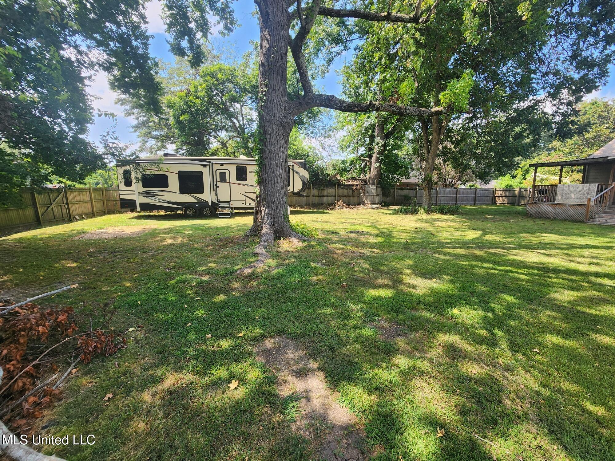 301 Hopson Street Property Photo 17