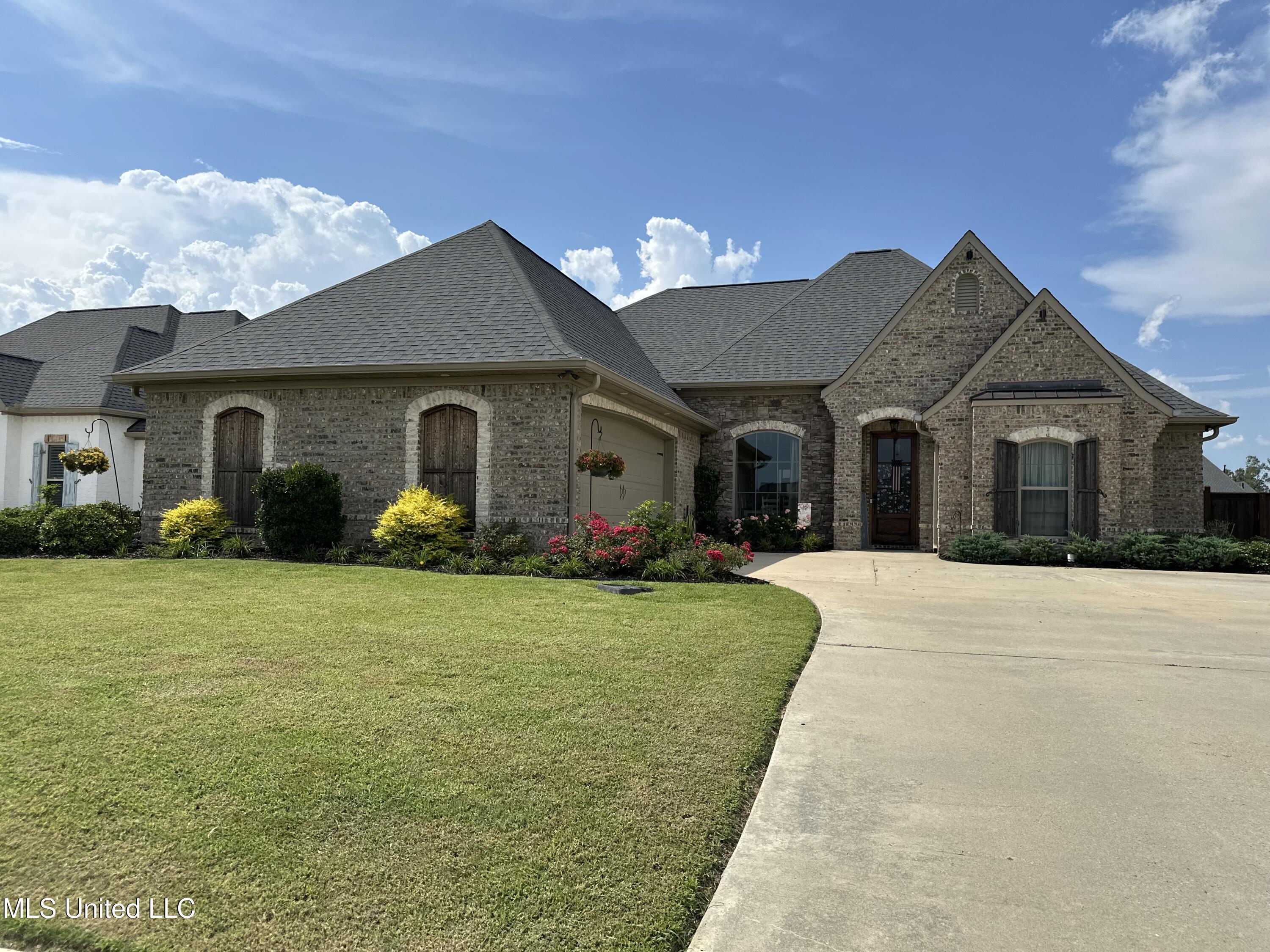508 Wales Way Property Photo 1