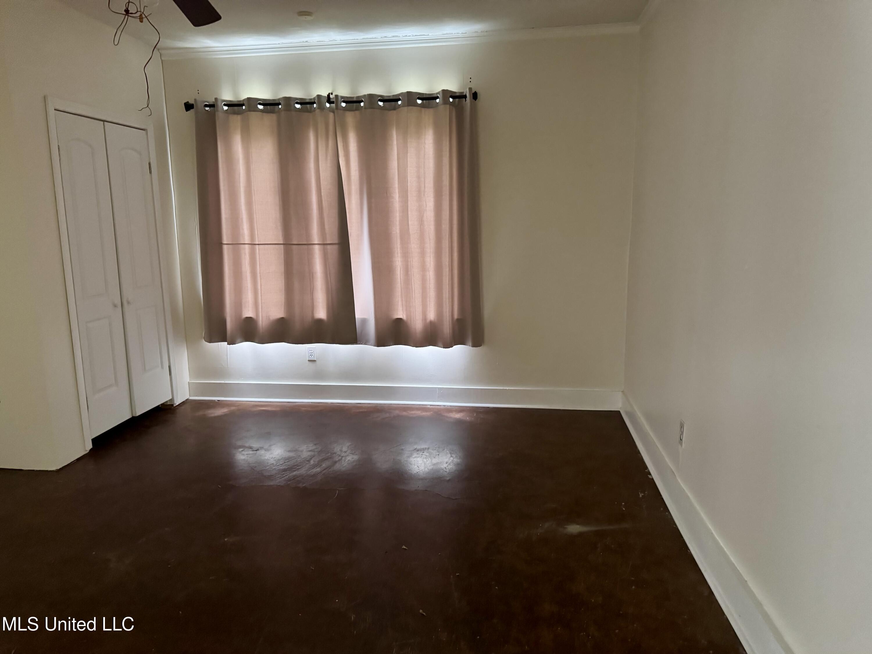 4304 Council Circle Property Photo 5