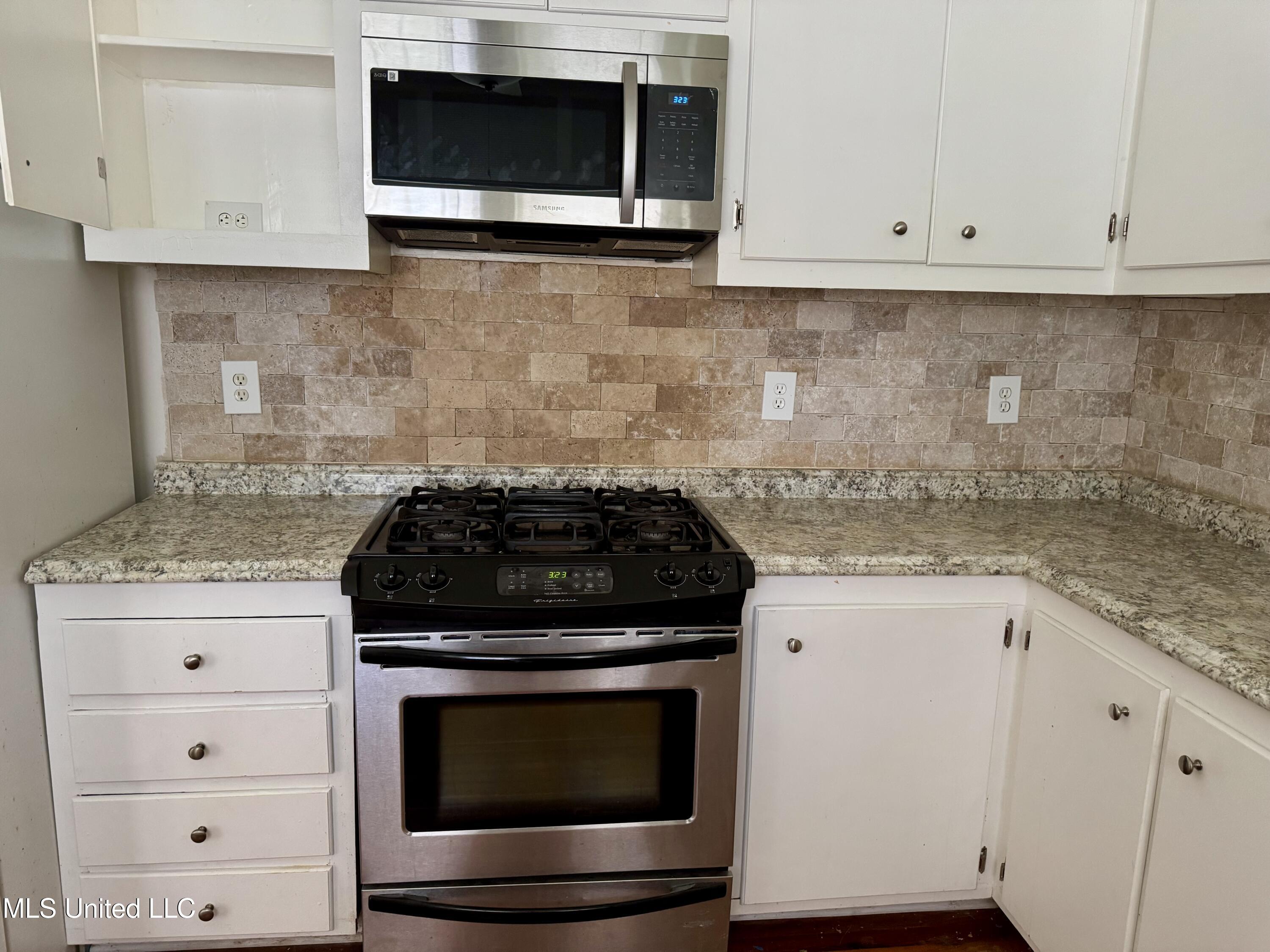 4304 Council Circle Property Photo 13