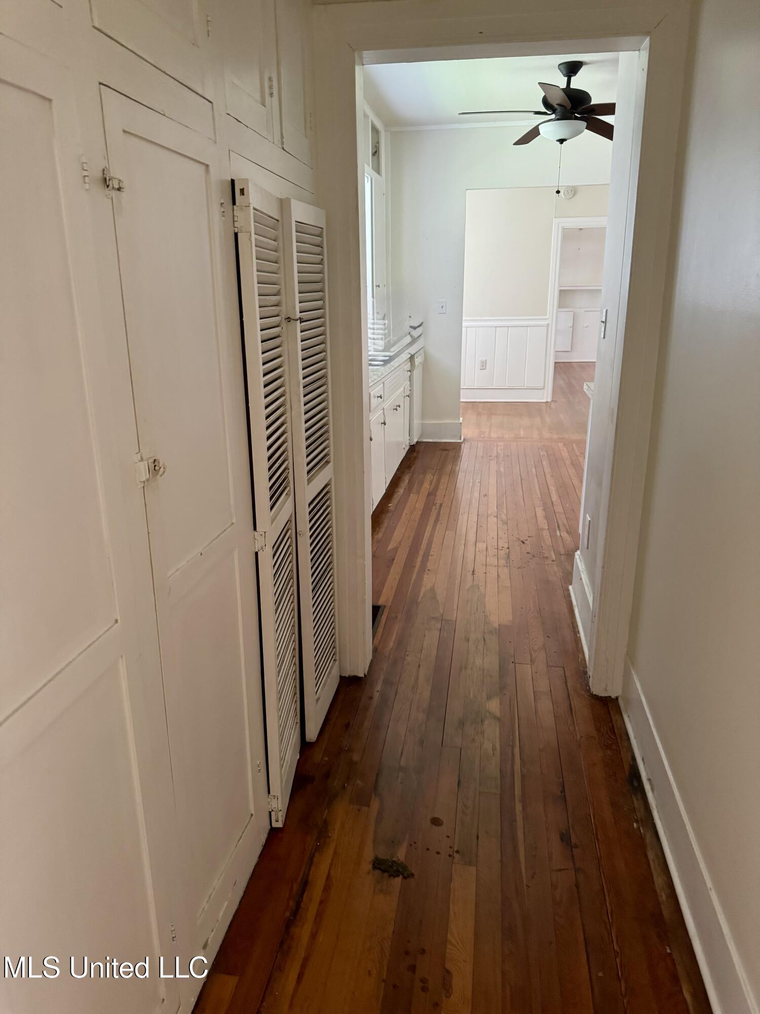 4304 Council Circle Property Photo 15