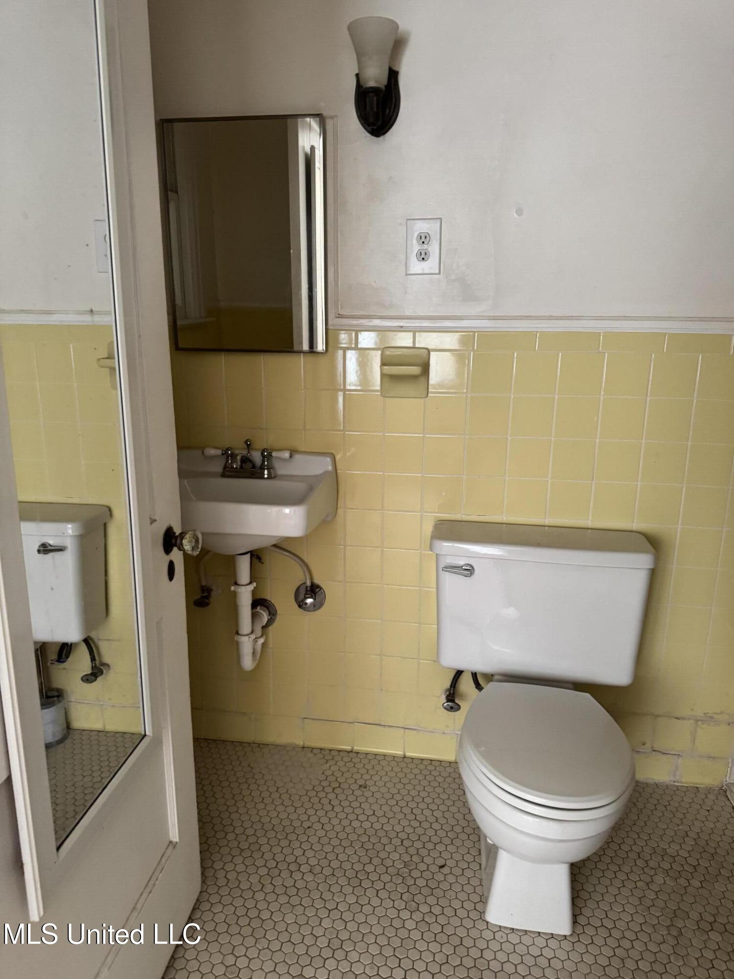 4304 Council Circle Property Photo 22