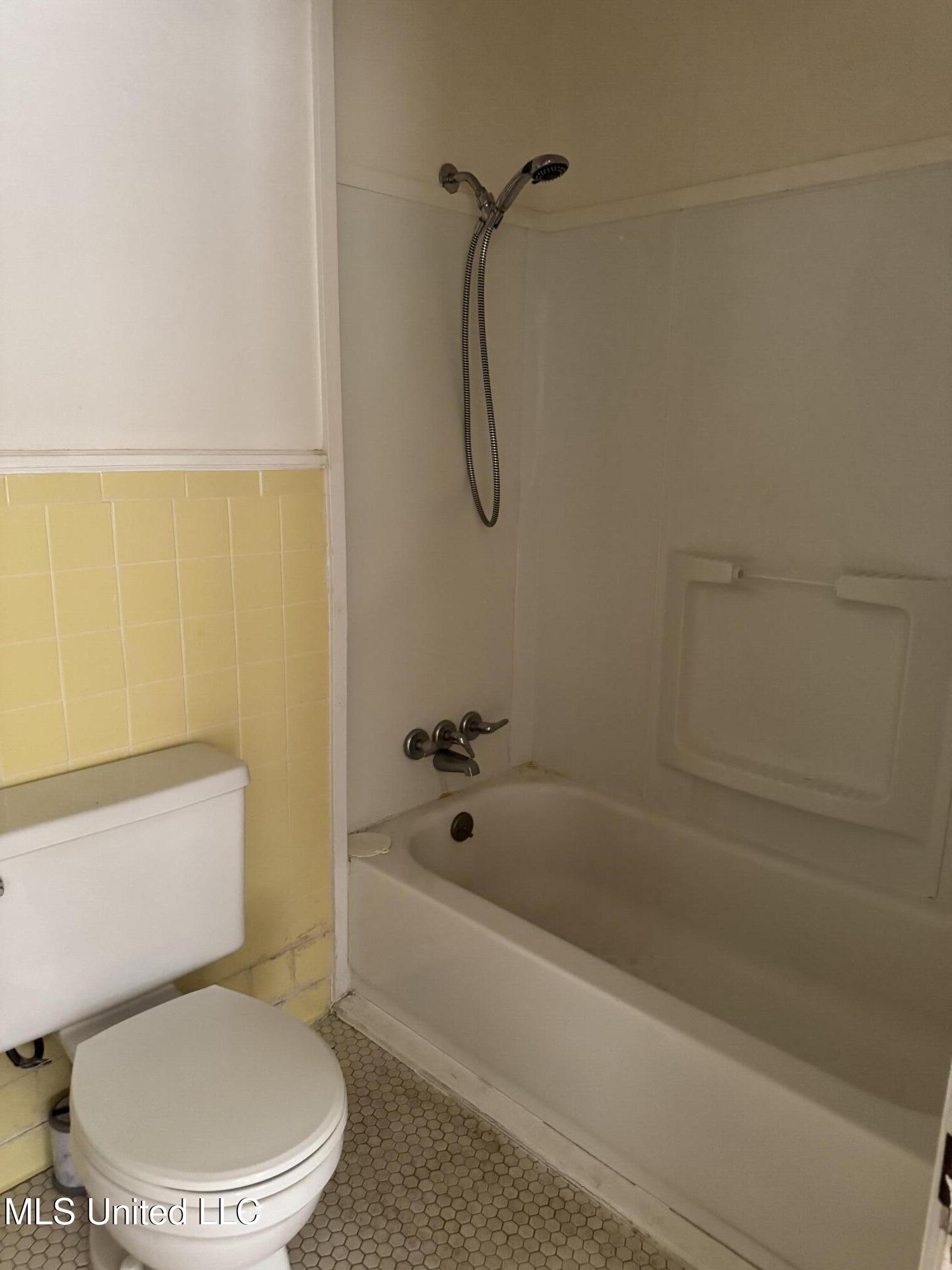 4304 Council Circle Property Photo 24