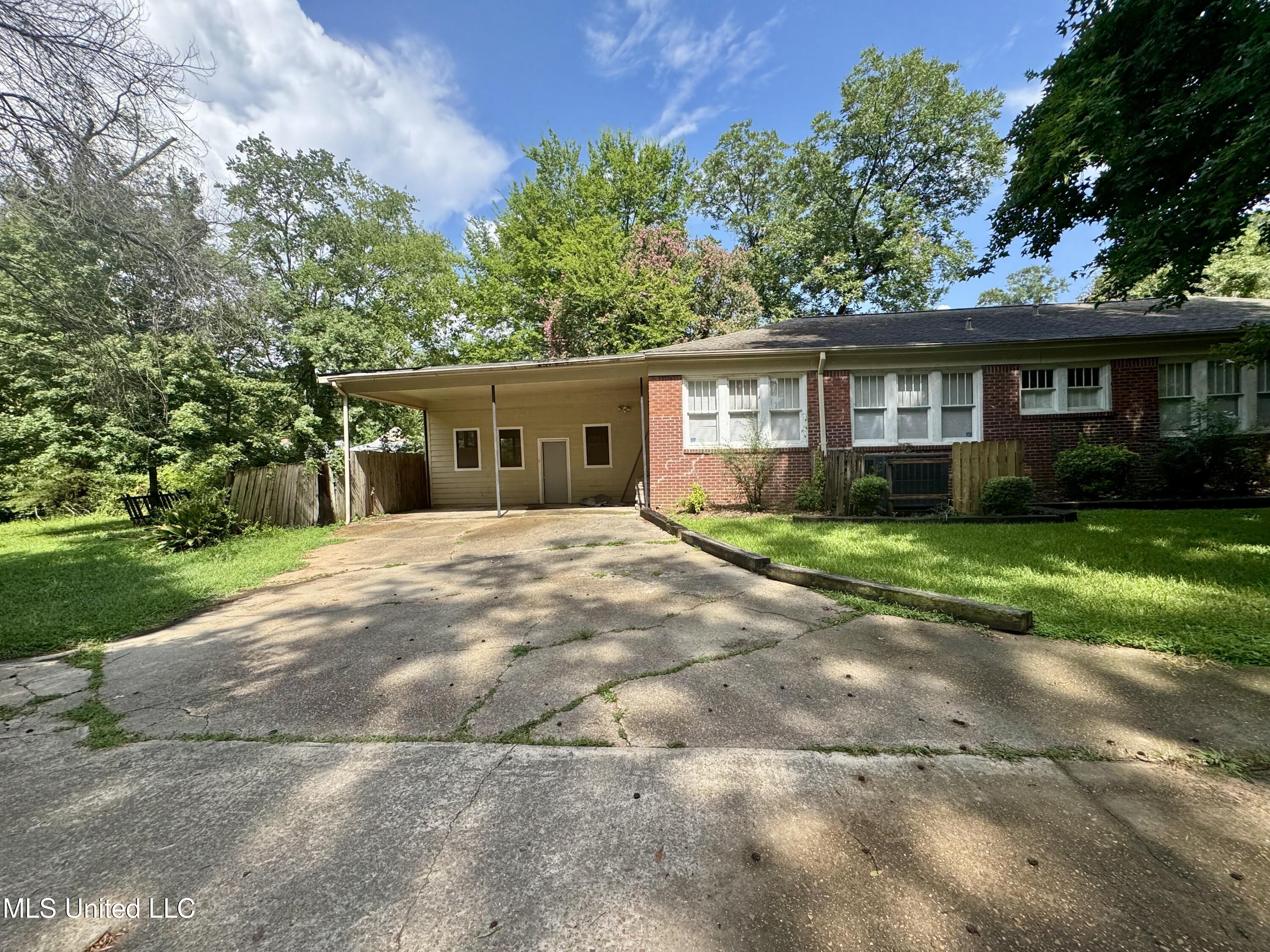 4304 Council Circle Property Photo 33