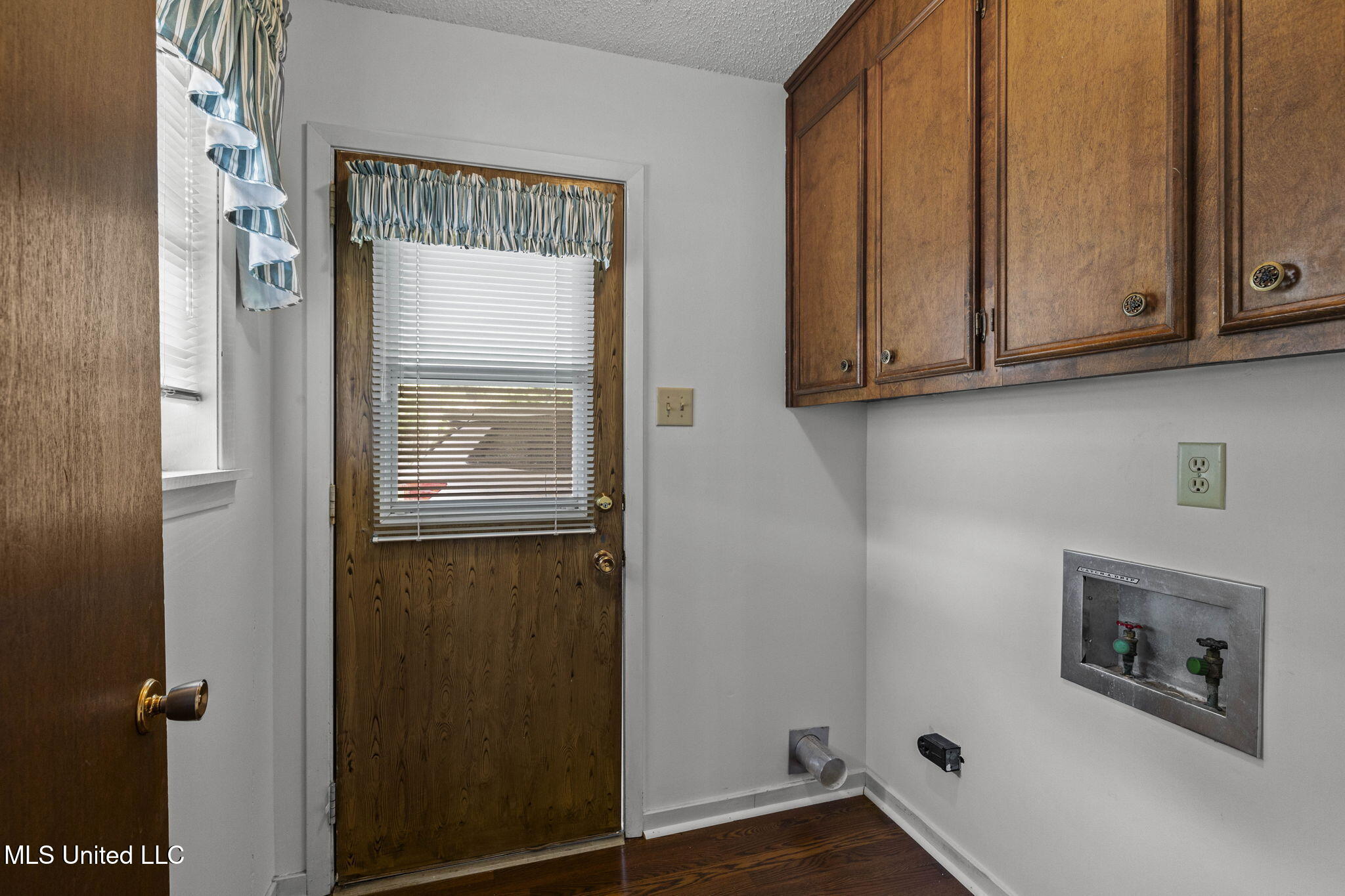 668 Bruin Avenue Property Photo 15