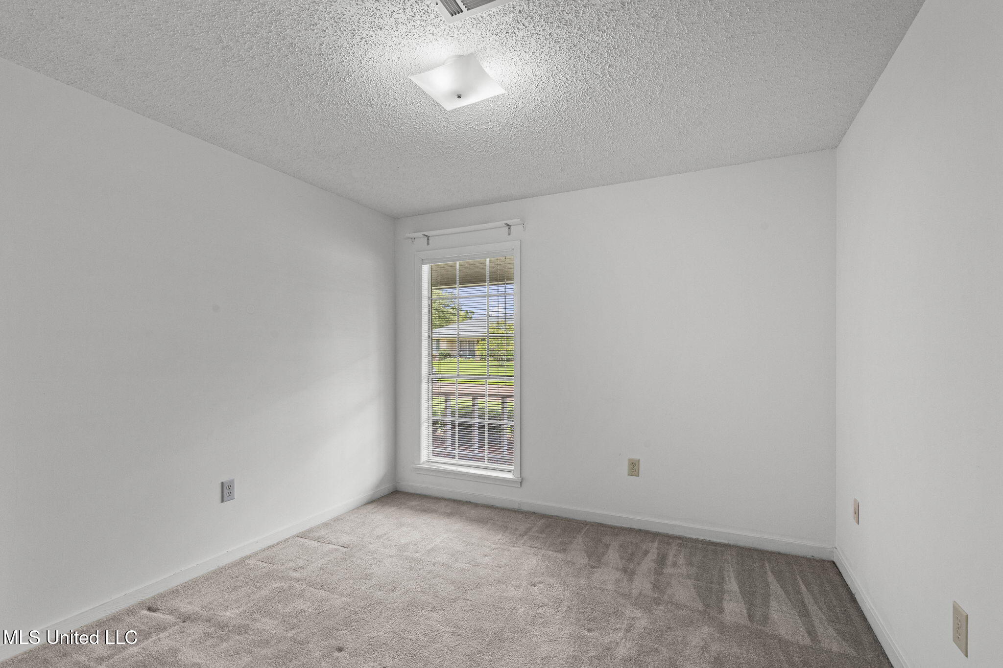 668 Bruin Avenue Property Photo 21