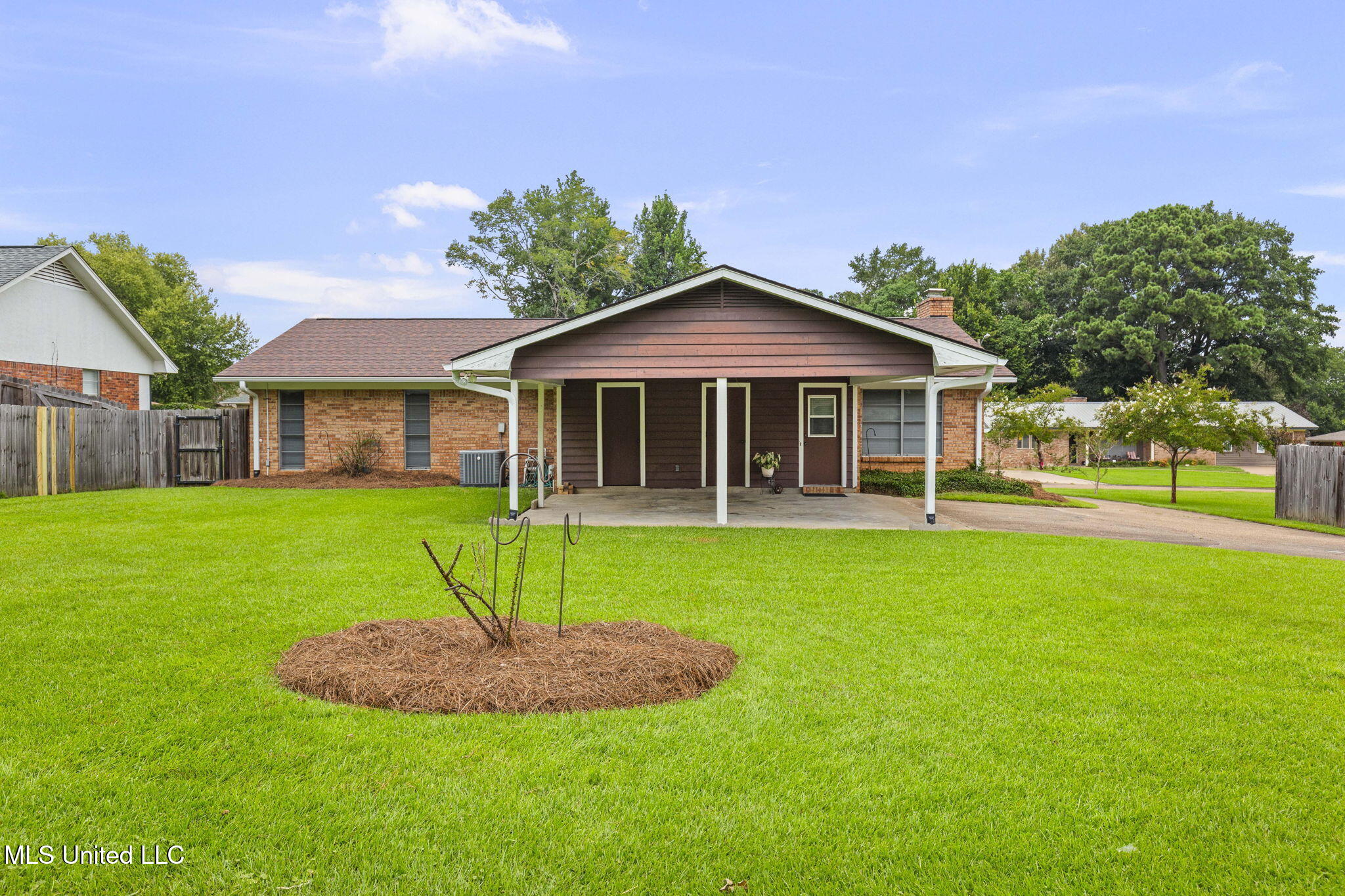 668 Bruin Avenue Property Photo 30