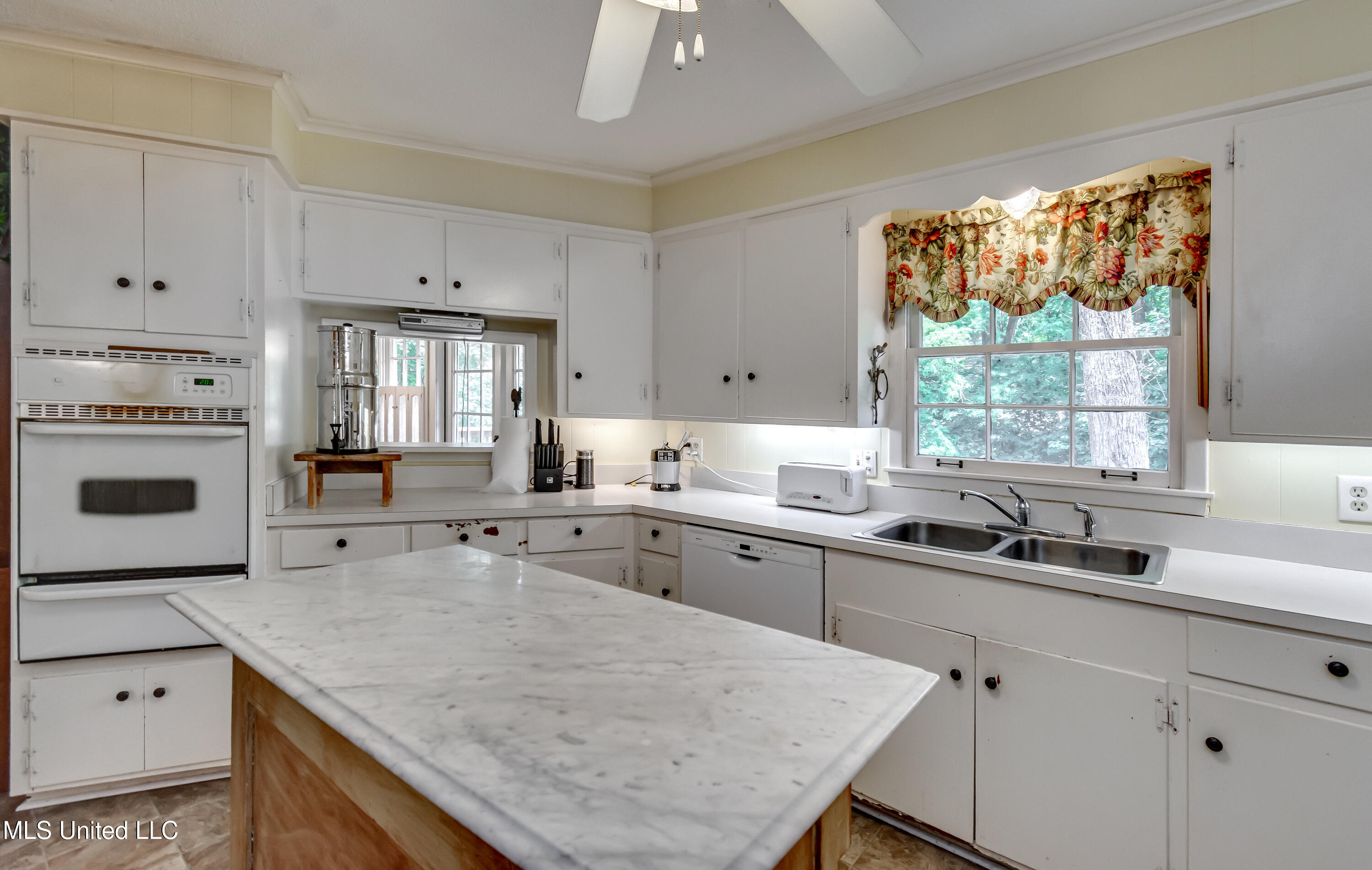 5348 Venetian Way Property Photo 16