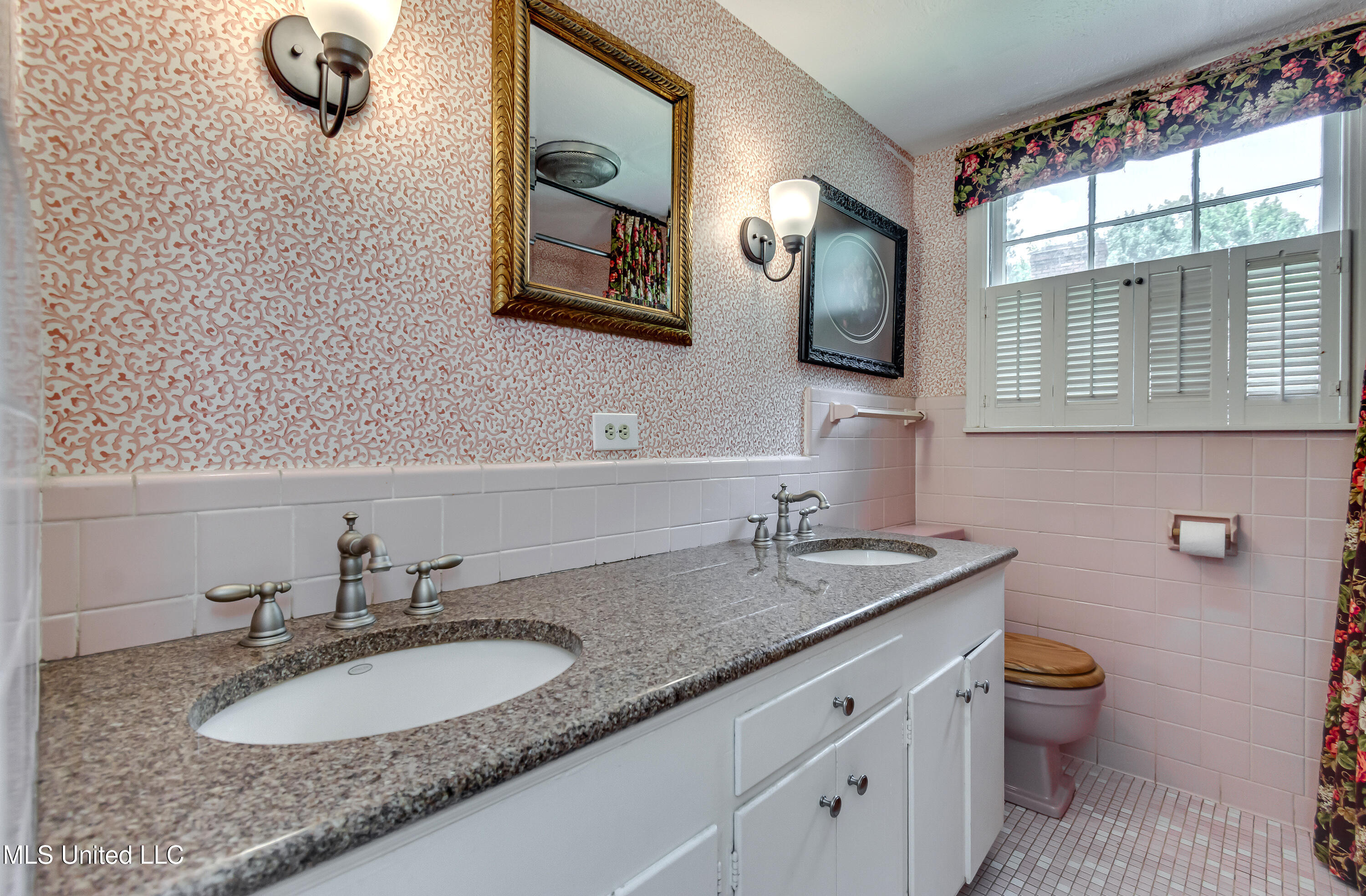 5348 Venetian Way Property Photo 37