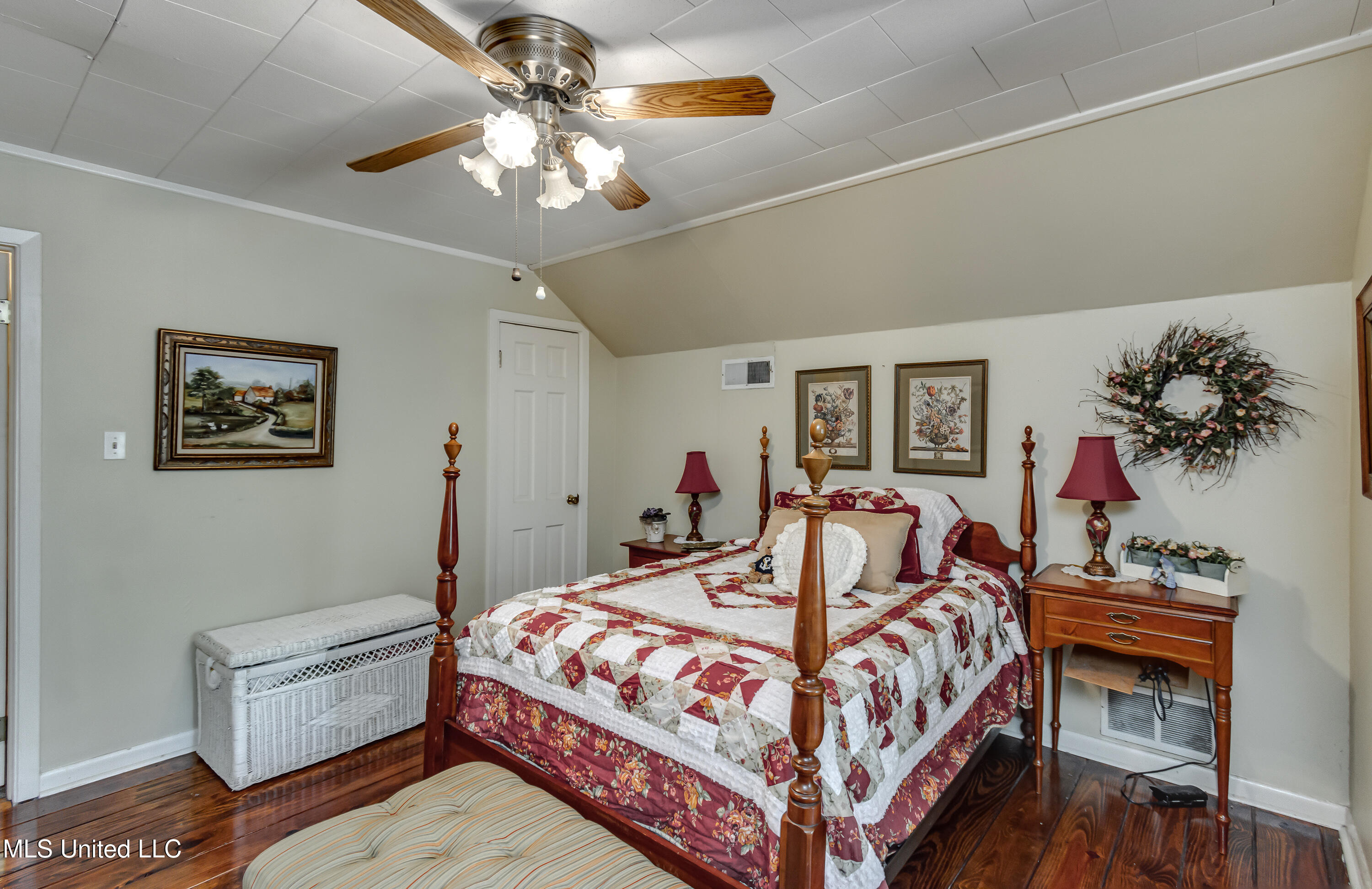 5348 Venetian Way Property Photo 55